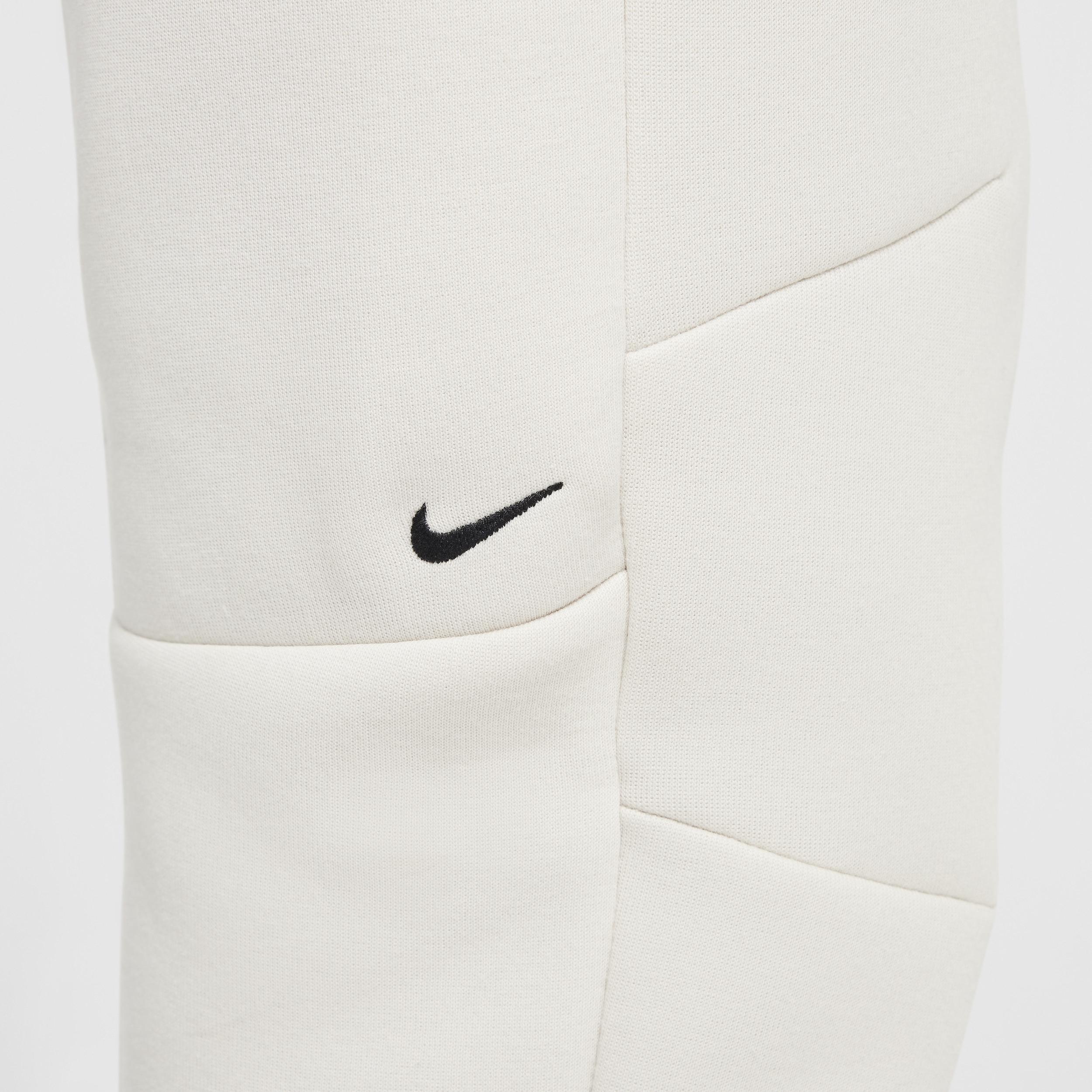 Nike Men's Tech Fleece Jogger Pants Product Image