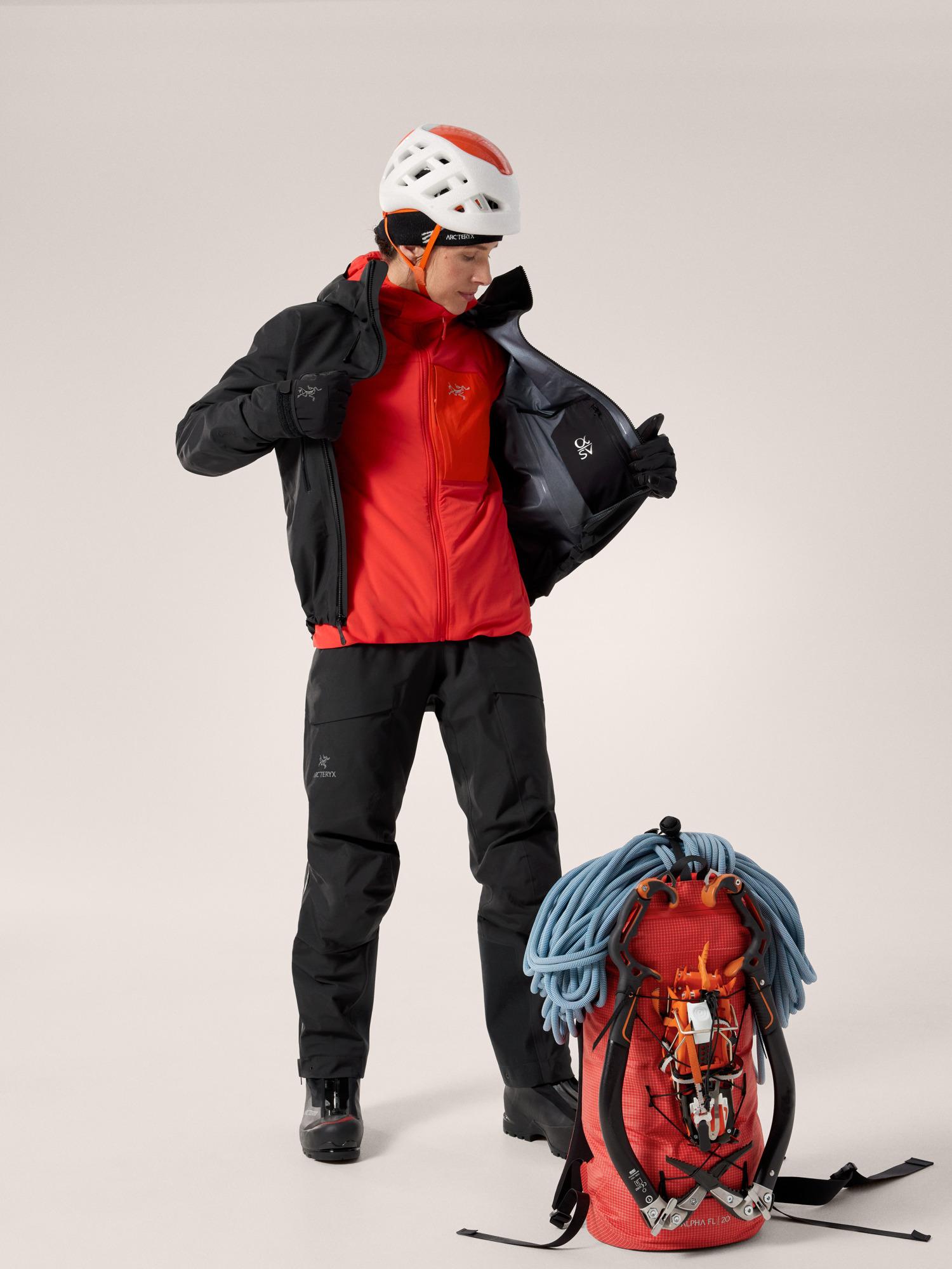 Proton Hoody Women's Product Image