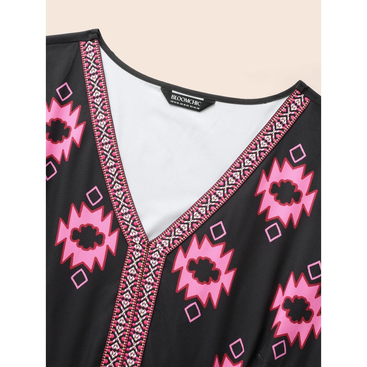 Plus Size V Neck Bandana Print Elastic Waist Dress Black Women Resort Gathered V-neck Elbow-length sleeve Curvy BloomChic 26/4X Product Image