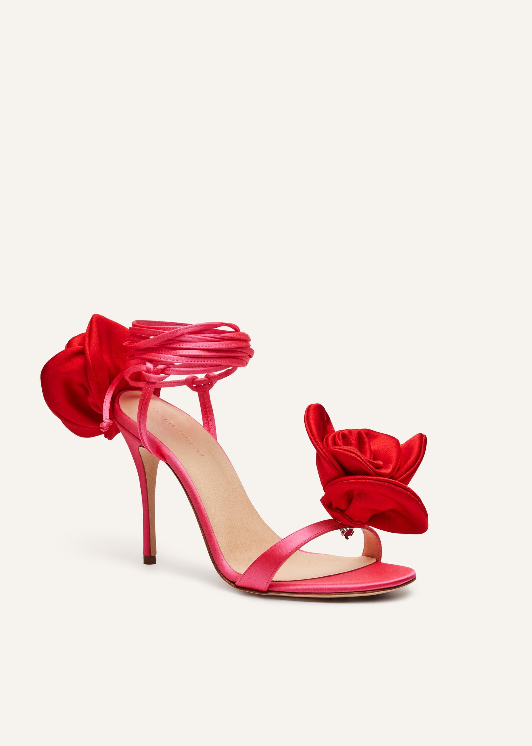 Double red flower heel sandals in fuchsia satin Product Image