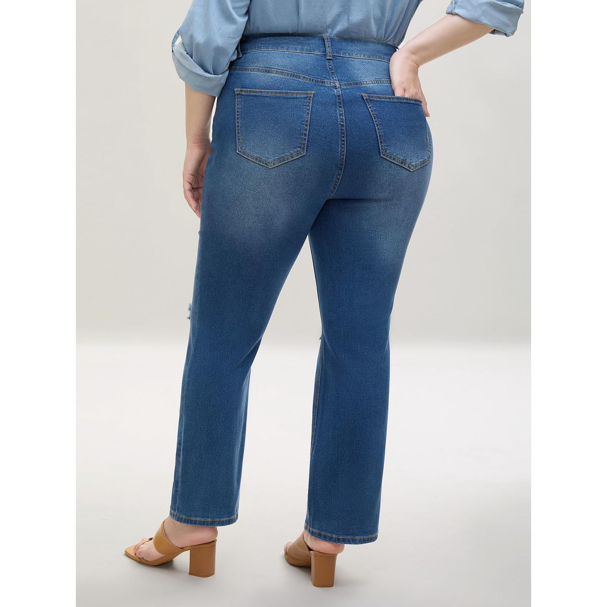 Plus Size Ripped Mid-Rise Straight-Leg Jeans Women Denimblue Casual Non Medium stretch Slanted pocket Jeans BloomChic 30/6X Product Image