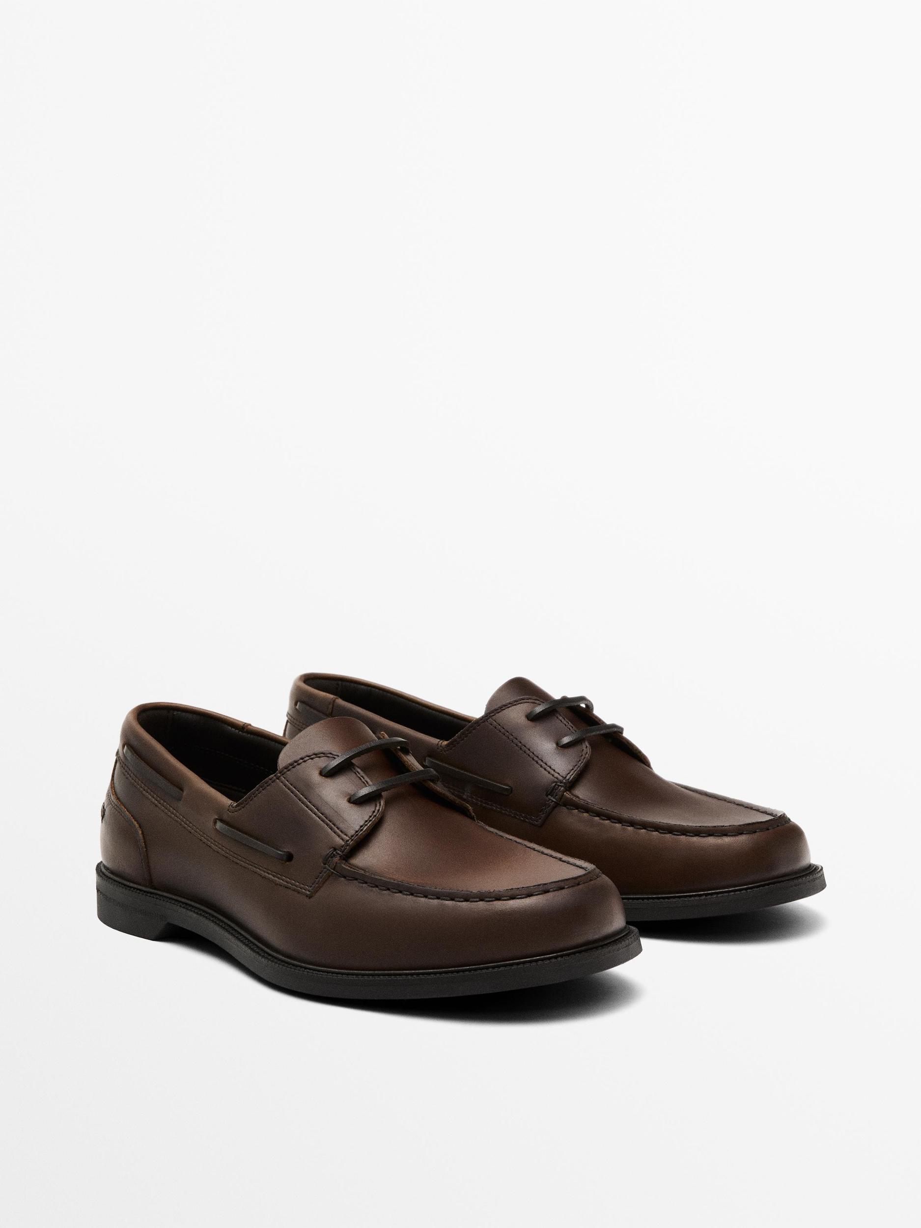 Oiled leather deck shoes Product Image