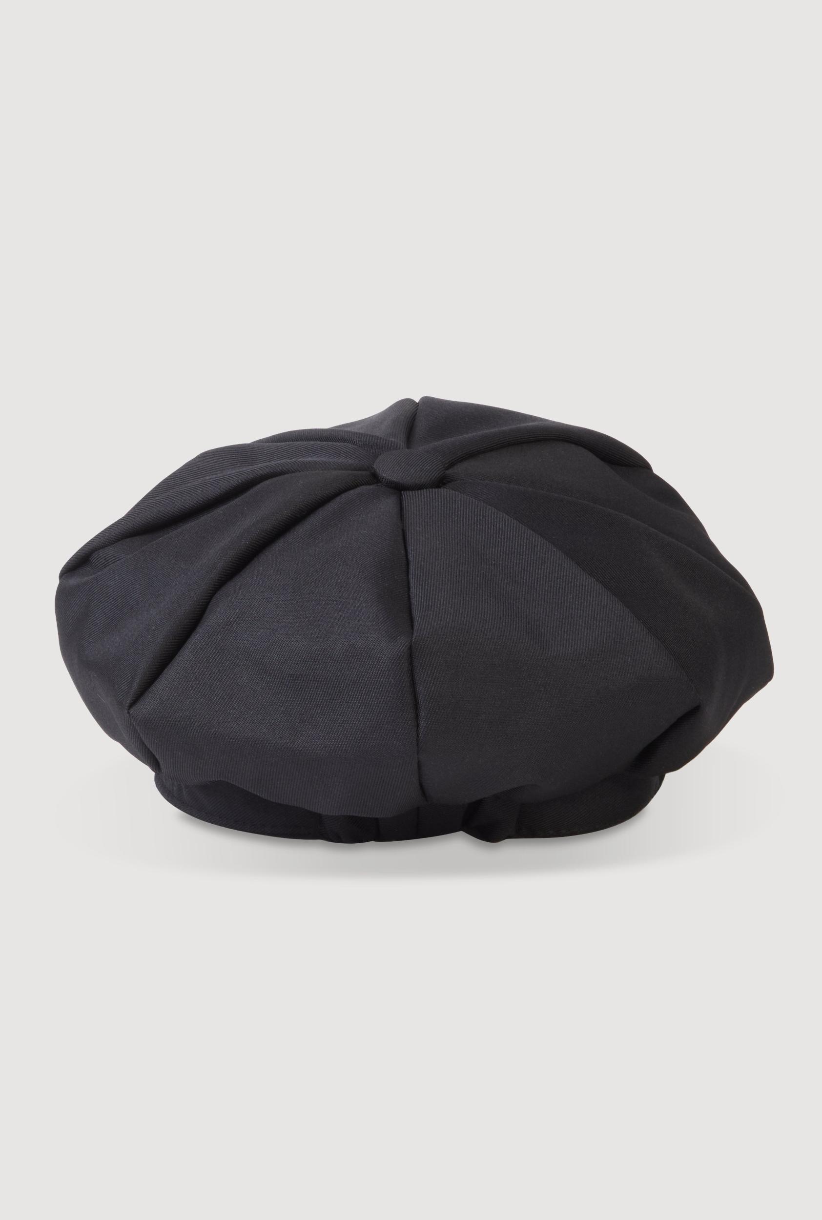 Womens Rhinestone Chain Detail Cabbie Hat Product Image