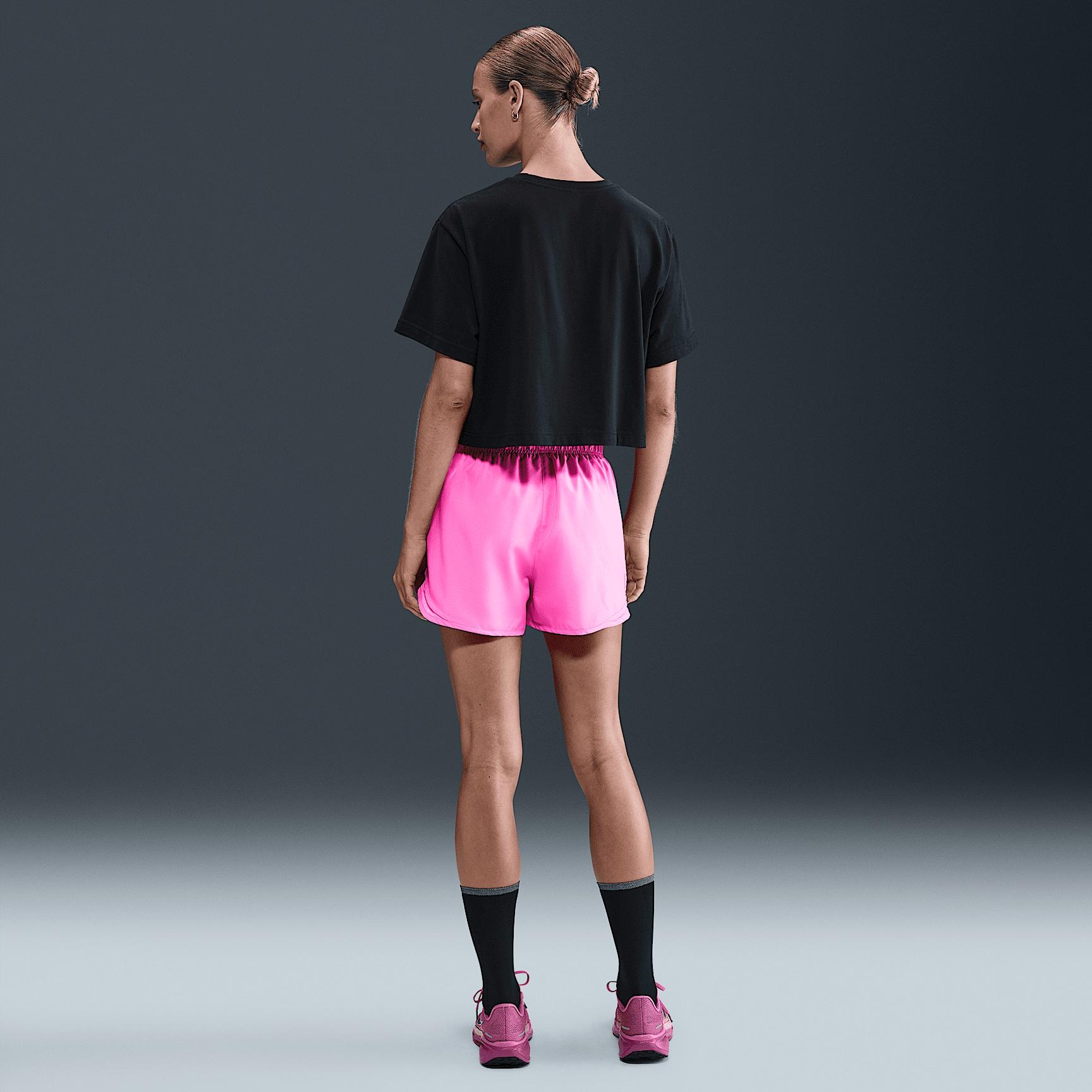 Women's Nike Sportswear Club Cropped T-Shirt Product Image