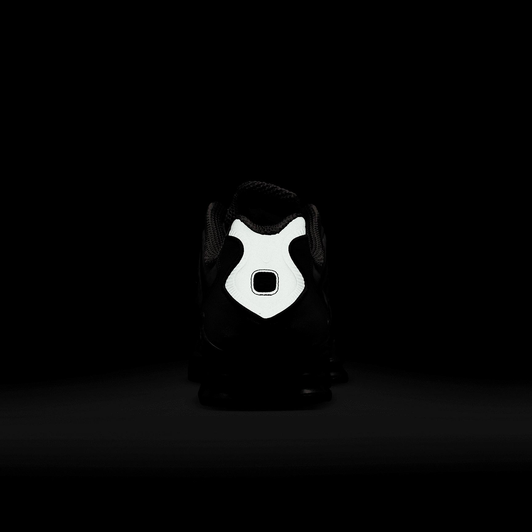 Nike Women's Shox TL Shoes Product Image