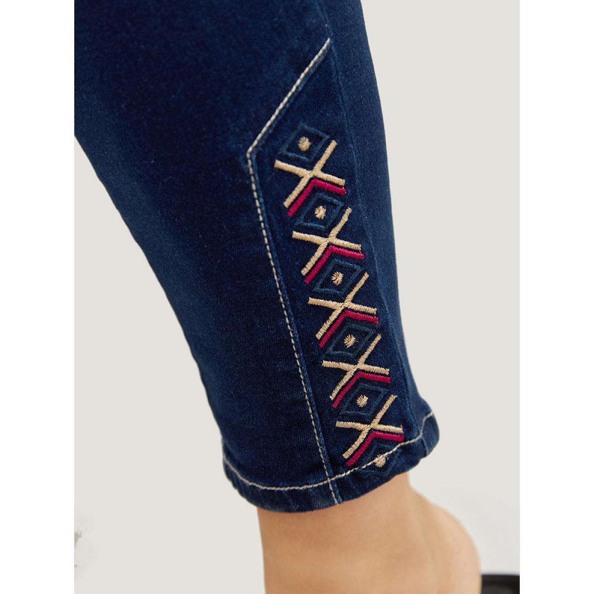 Plus Size Very Stretchy High Rise Dark Wash Geometric Embroidered Jeans Women Indigo Casual Plain Embroidered High stretch Pocket Jeans BloomChic 28/5X Product Image