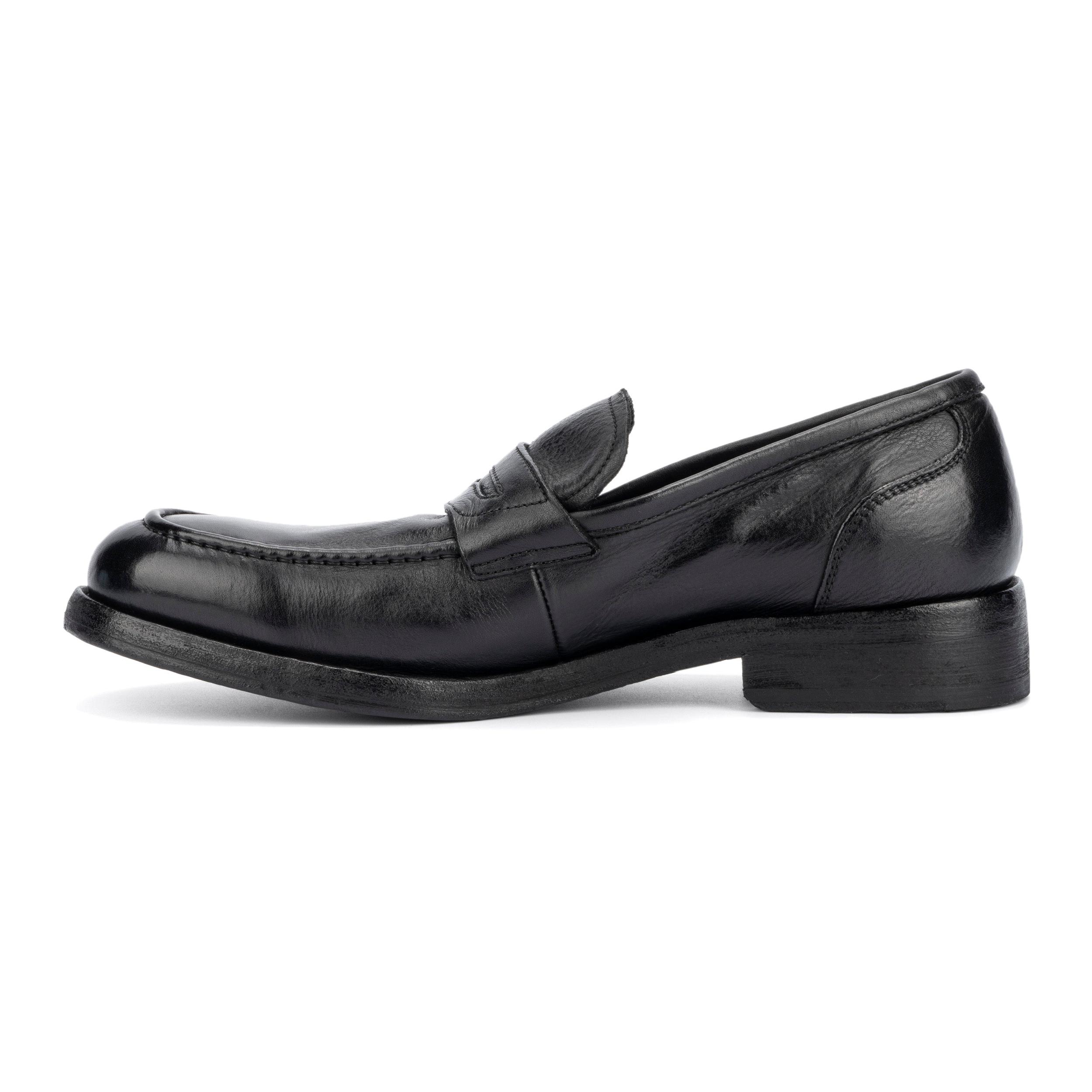 Vintage Foundry Co. Men's Kent Loafer Product Image