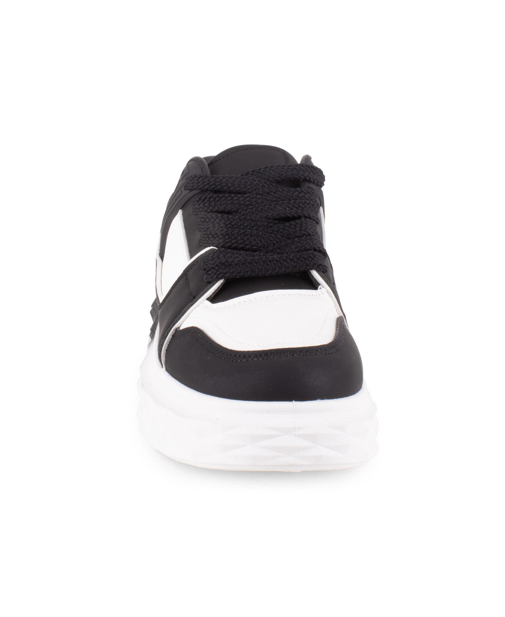 Women's Wanted Jet Platform Sneakers Product Image
