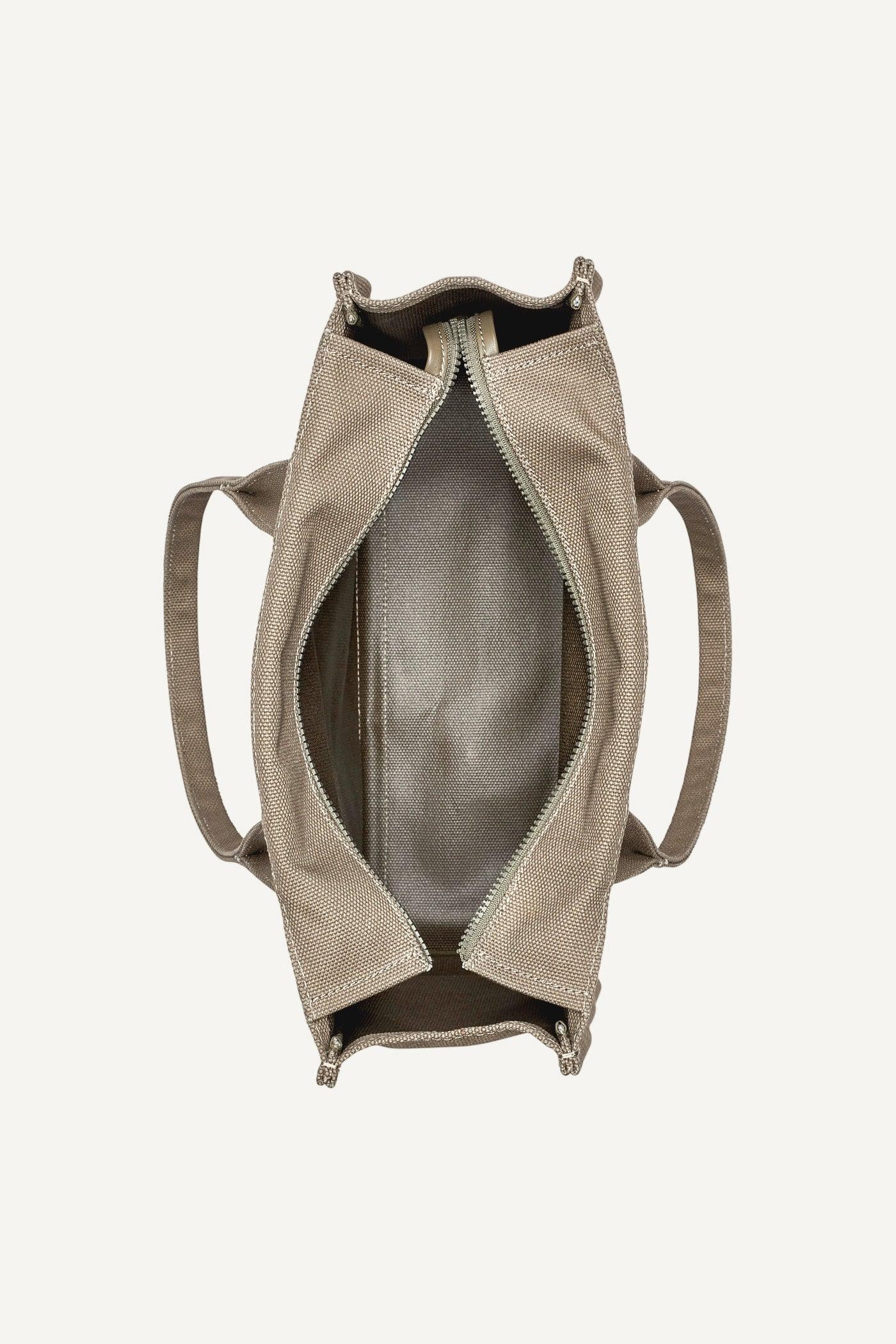 HADLEE LARGE TOTE Product Image