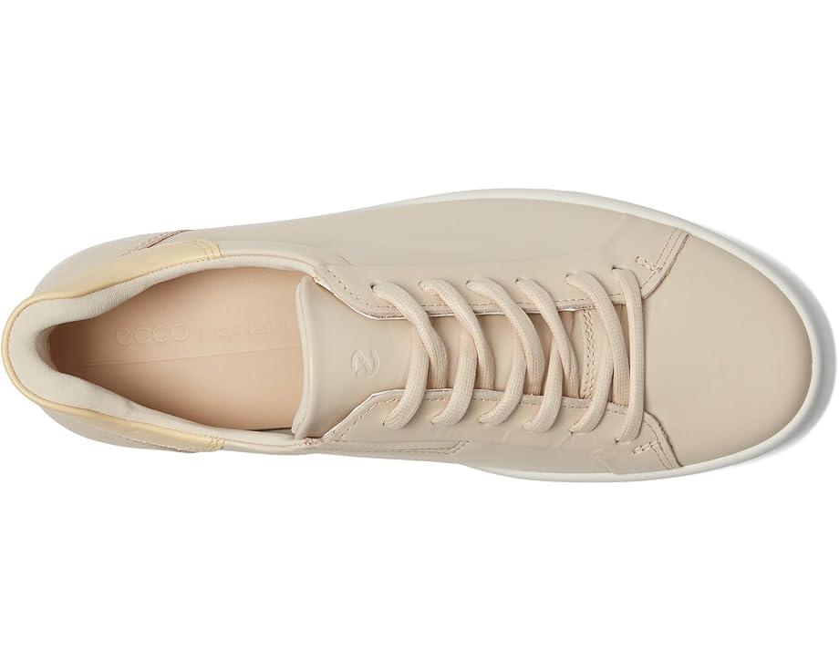 Soft 7 Sneaker Product Image