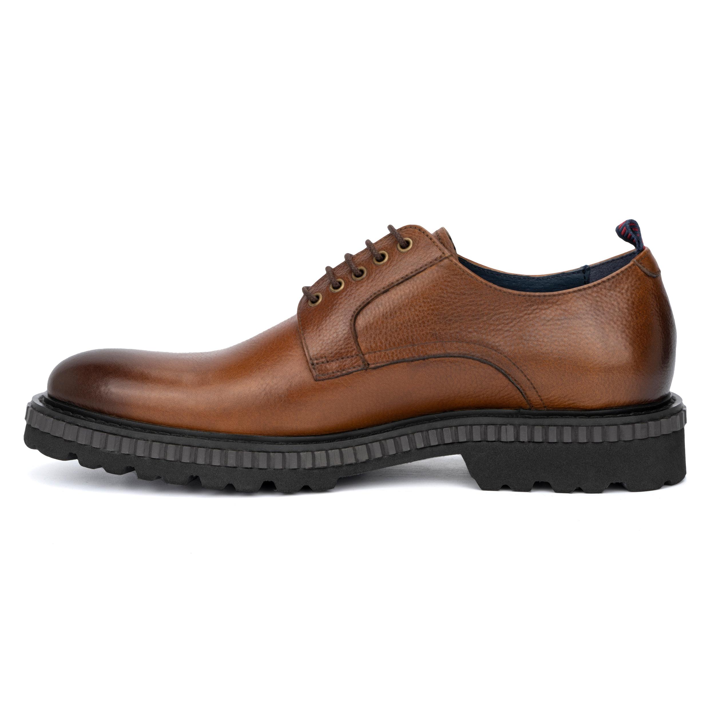 Vintage Foundry Co. Men's Logan Oxford Product Image