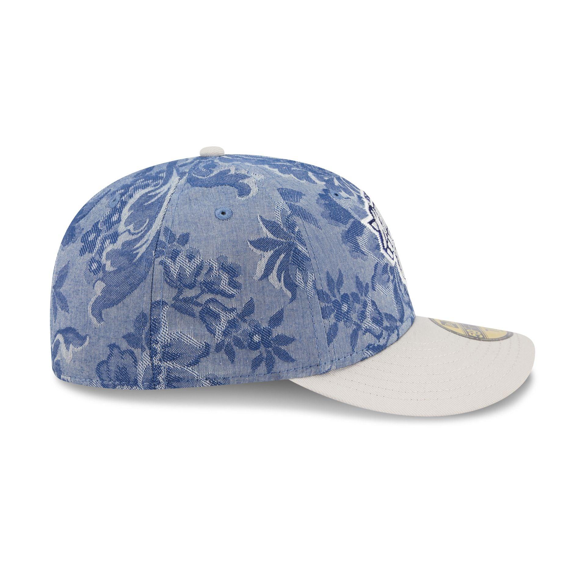 New York Knicks Two-Tone Denim 59FIFTY Fitted Hat Male Product Image