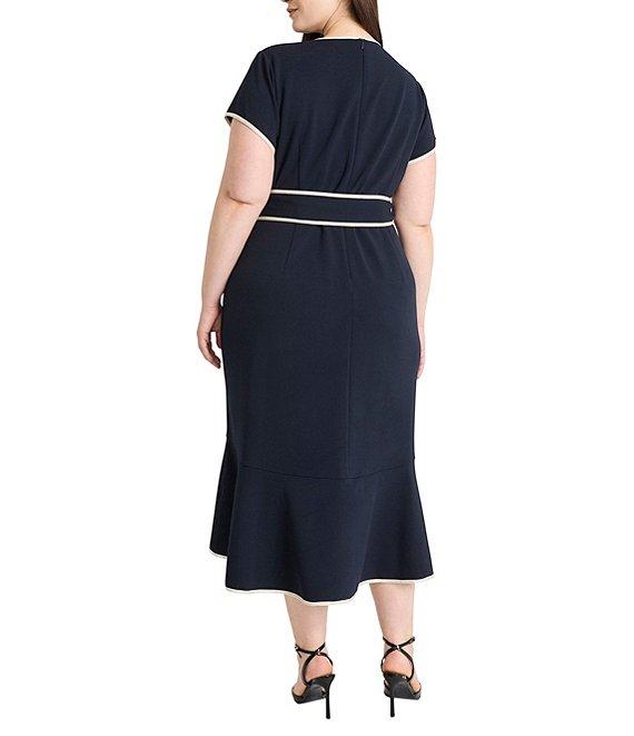 Maggy London Plus Size Short Sleeve Wrap Dress Product Image