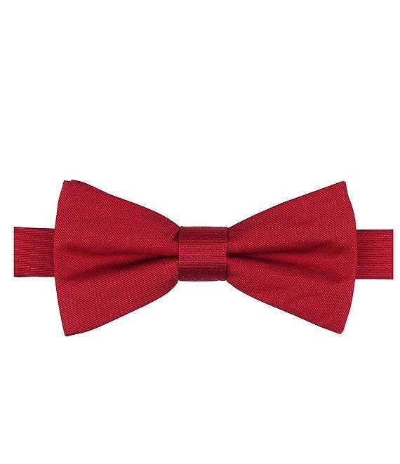 Tre Vero Solid Traditional Pre-Tied Bow Tie Product Image
