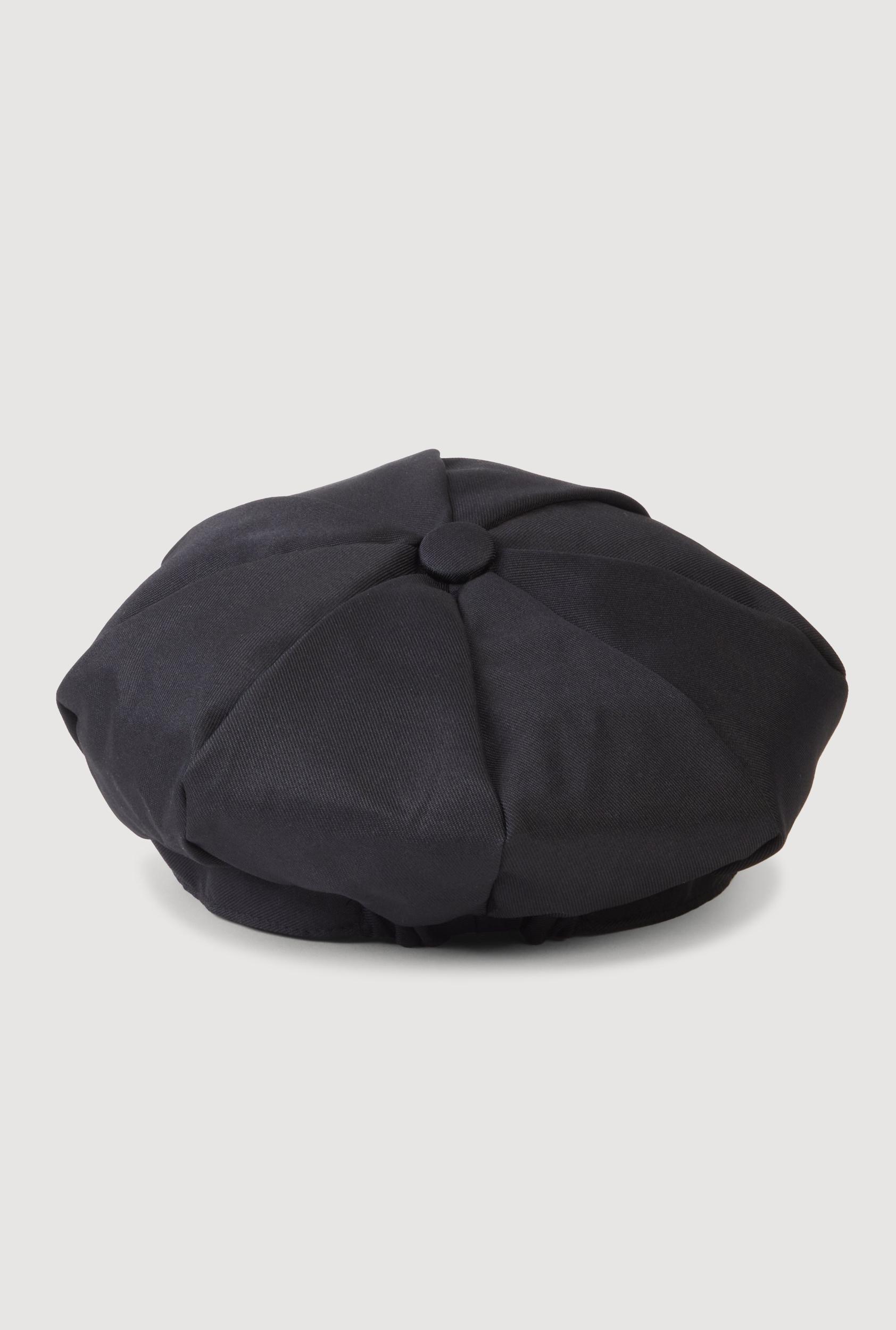 Cabbie Hat Female Product Image