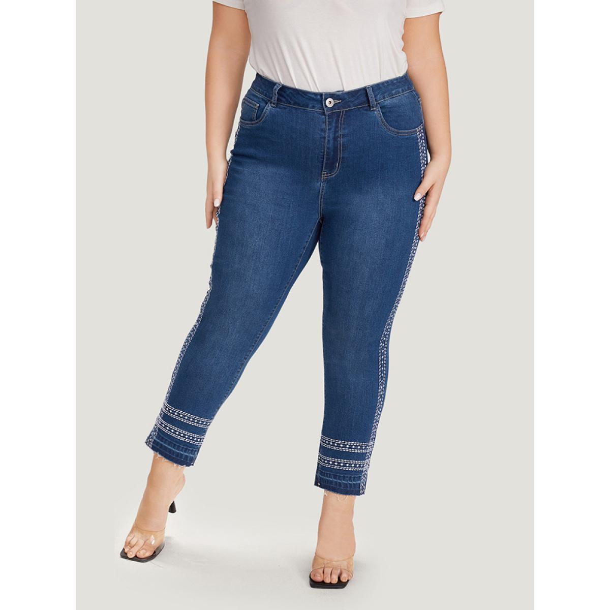 Plus Size Embroidered Raw Edges Zipper Fly Jeans Women Blue Casual Bohemian Print Embroidered High stretch Pocket Jeans BloomChic 28/5X Product Image