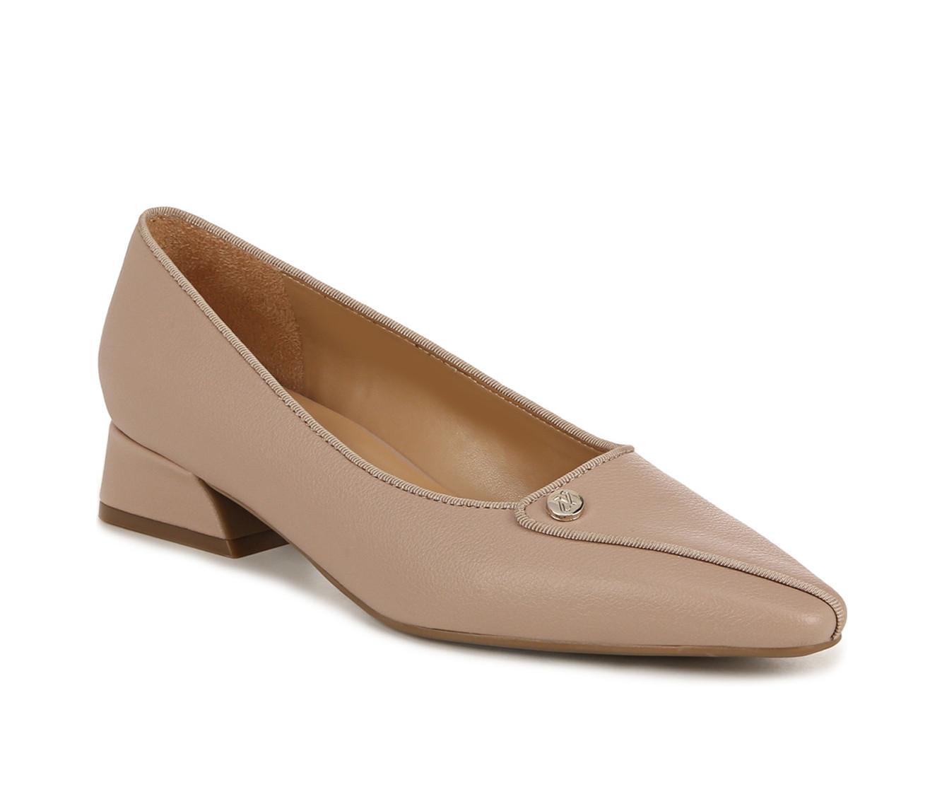 Women's Naturlizer Georgia Pumps Product Image