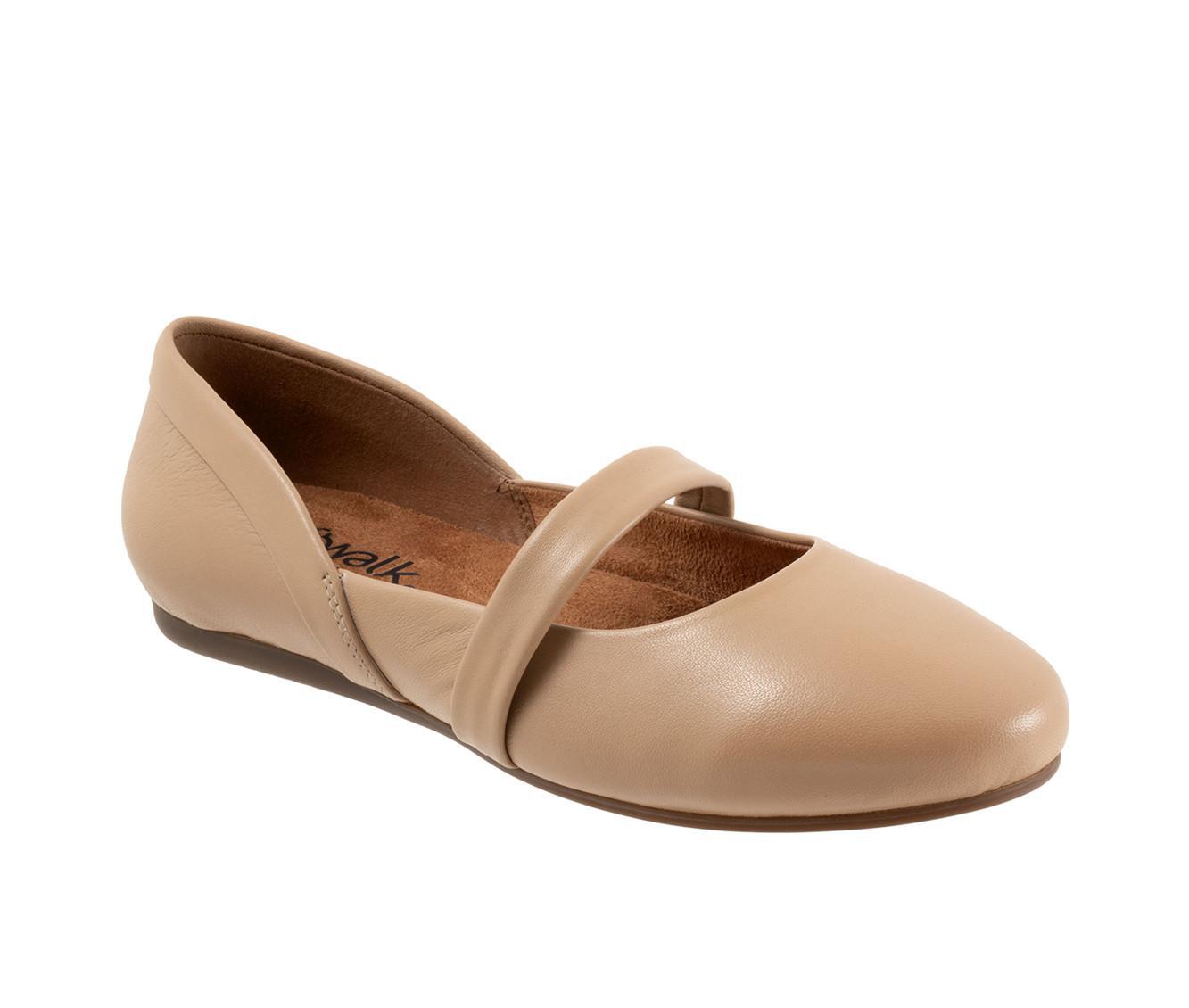 Women's Softwalk Samara Flats Product Image