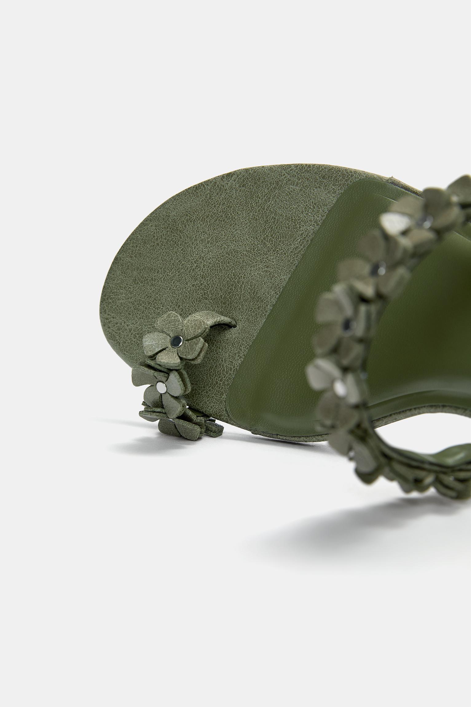 Floral heeled sandals Product Image