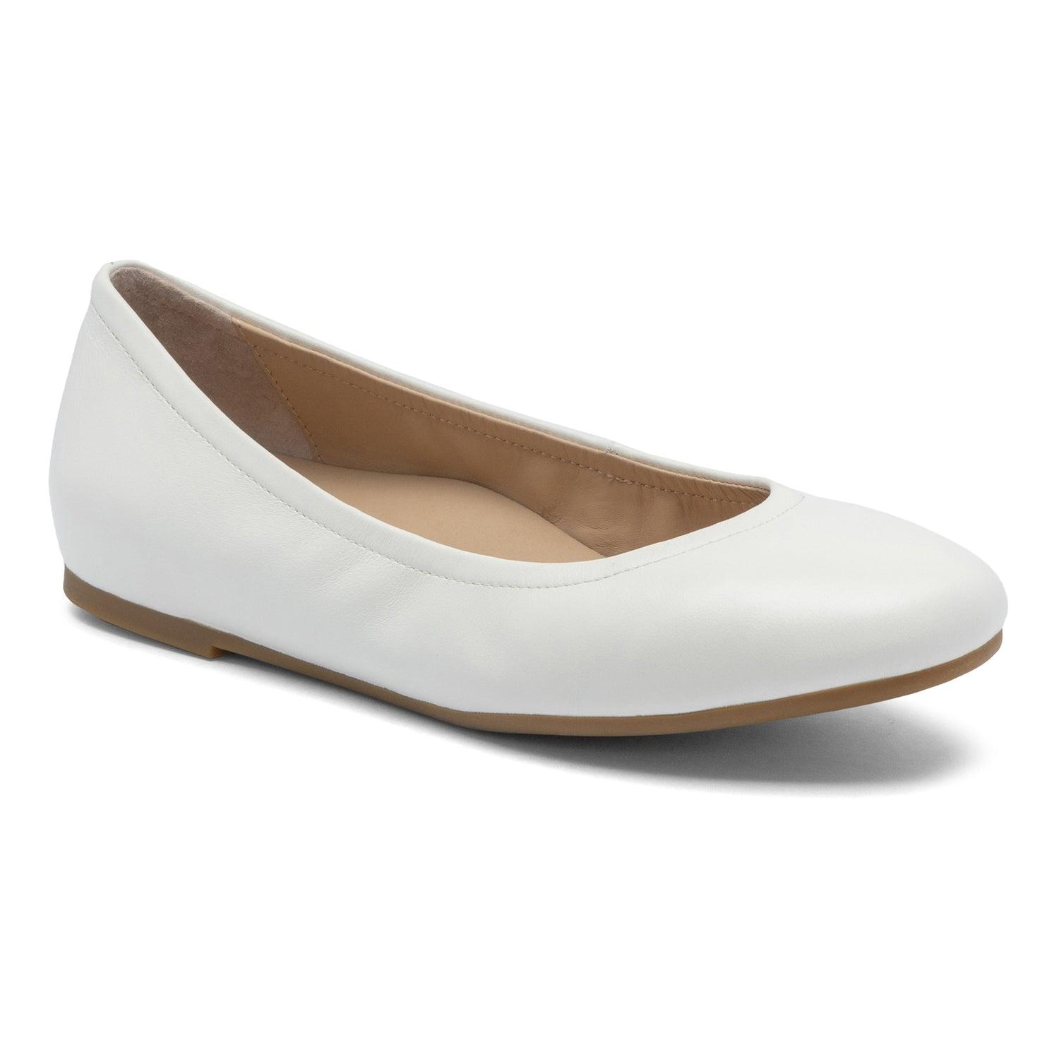 Promenade Flat Metatarsal Female Product Image