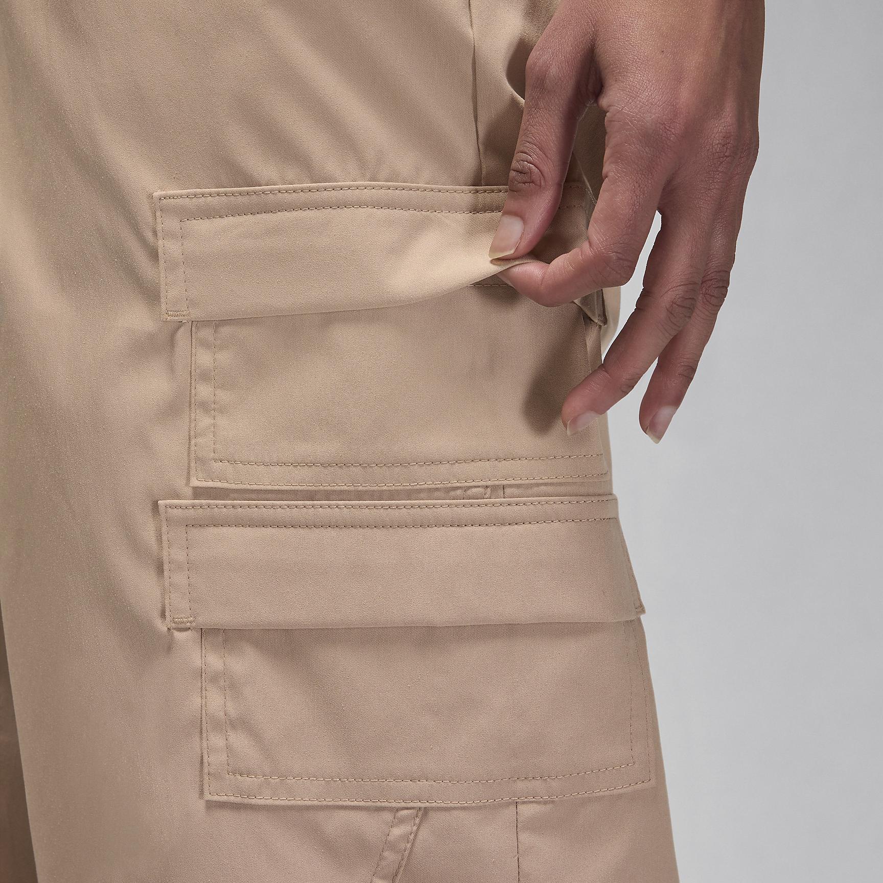 Womens Chicago Cargo Pants Product Image