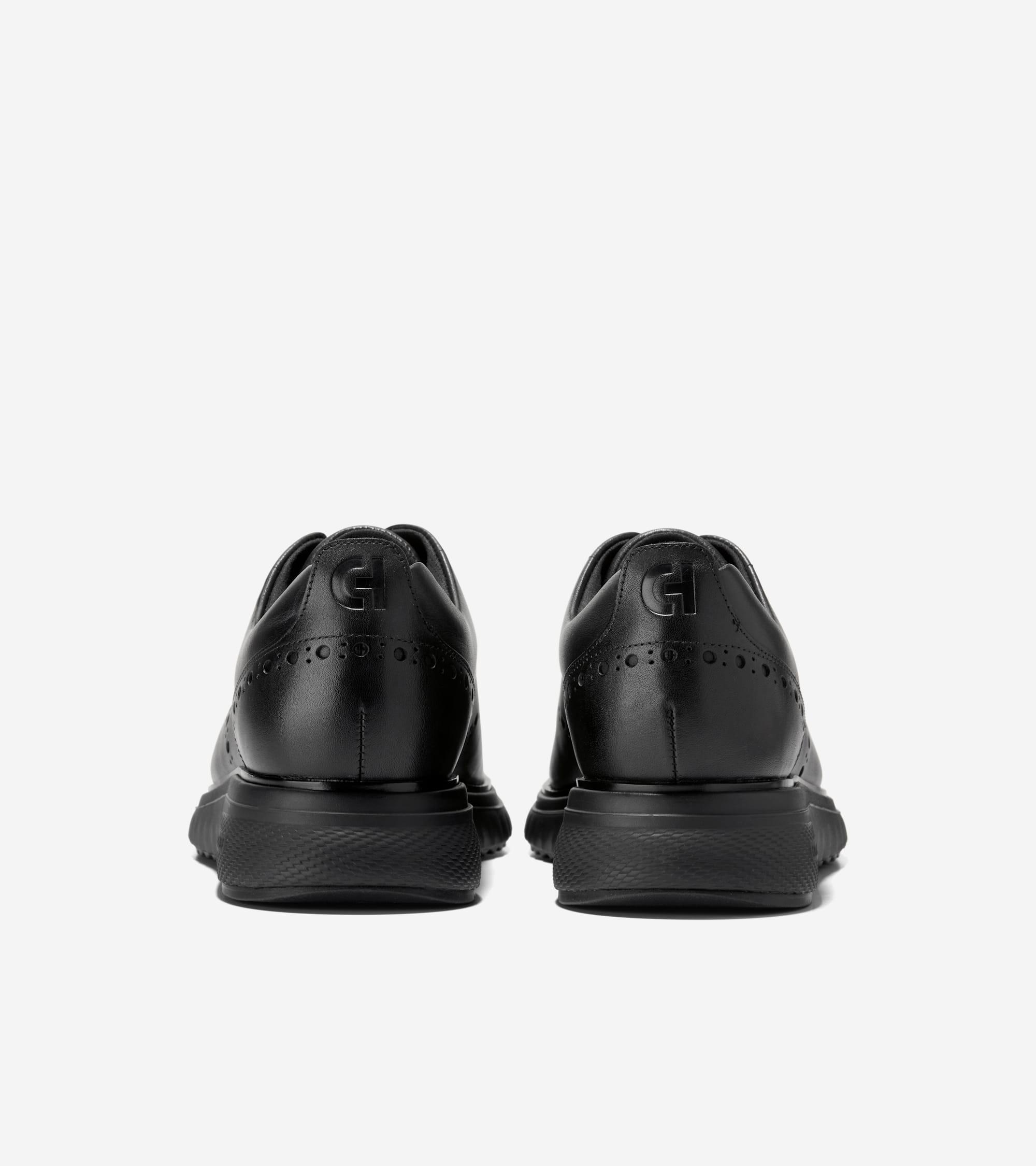 Men's Geo Shape Microfiber Dress Crew Socks Product Image