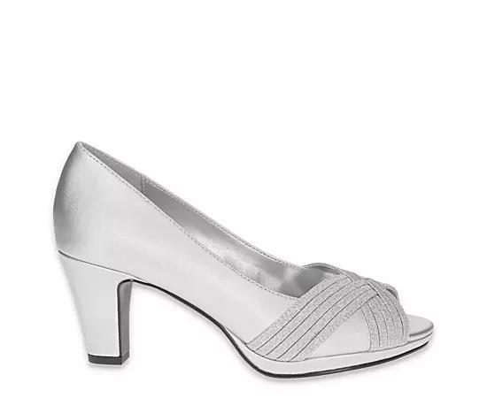 Easy Street Womens Lavish Pump Product Image