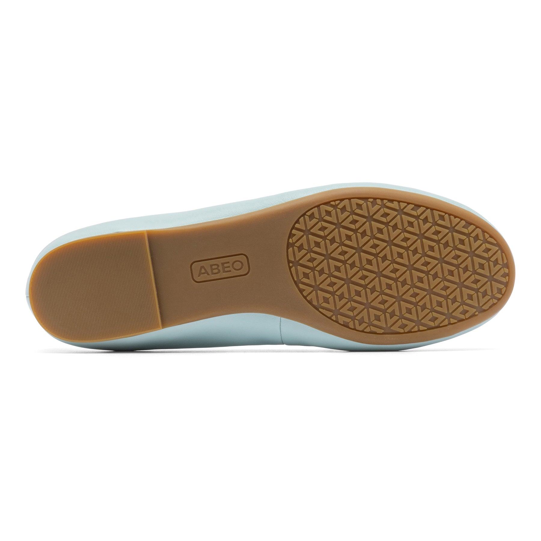 Promenade Flat Female Product Image