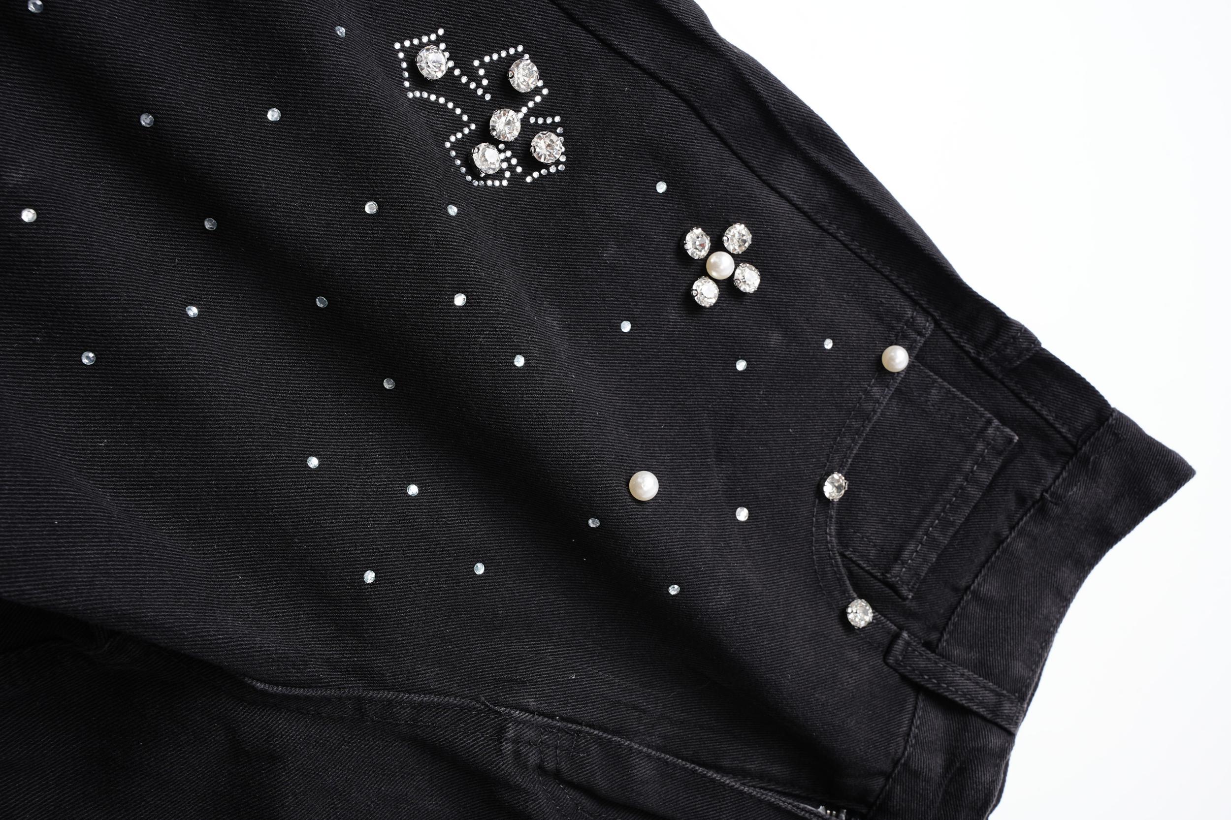 Hiphop Cross Hot Diamond
Jorts Denim Shorts Product Image