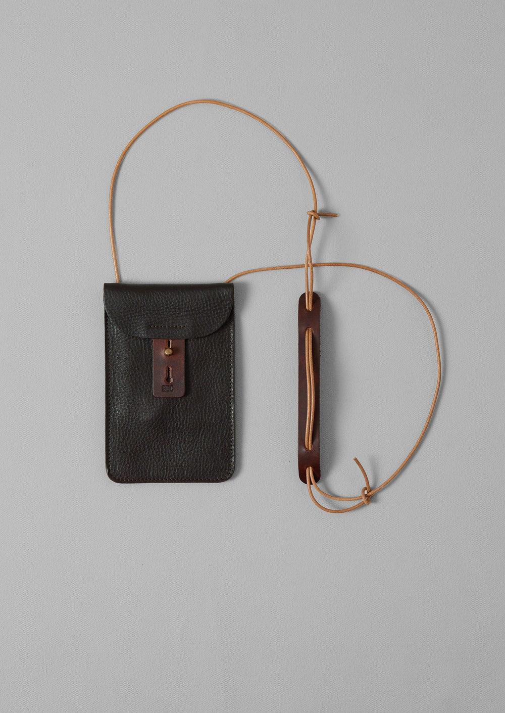 Bleu De Chauffe Leather Pouch | Marron Brown Product Image