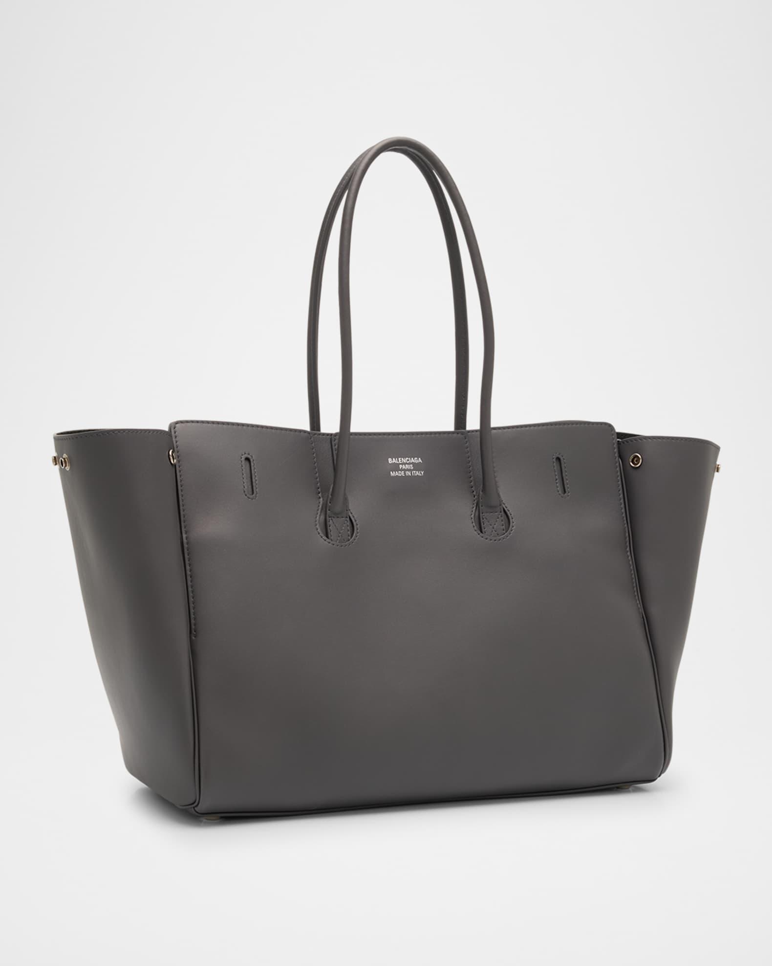 Bel Air Medium Carryall Product Image