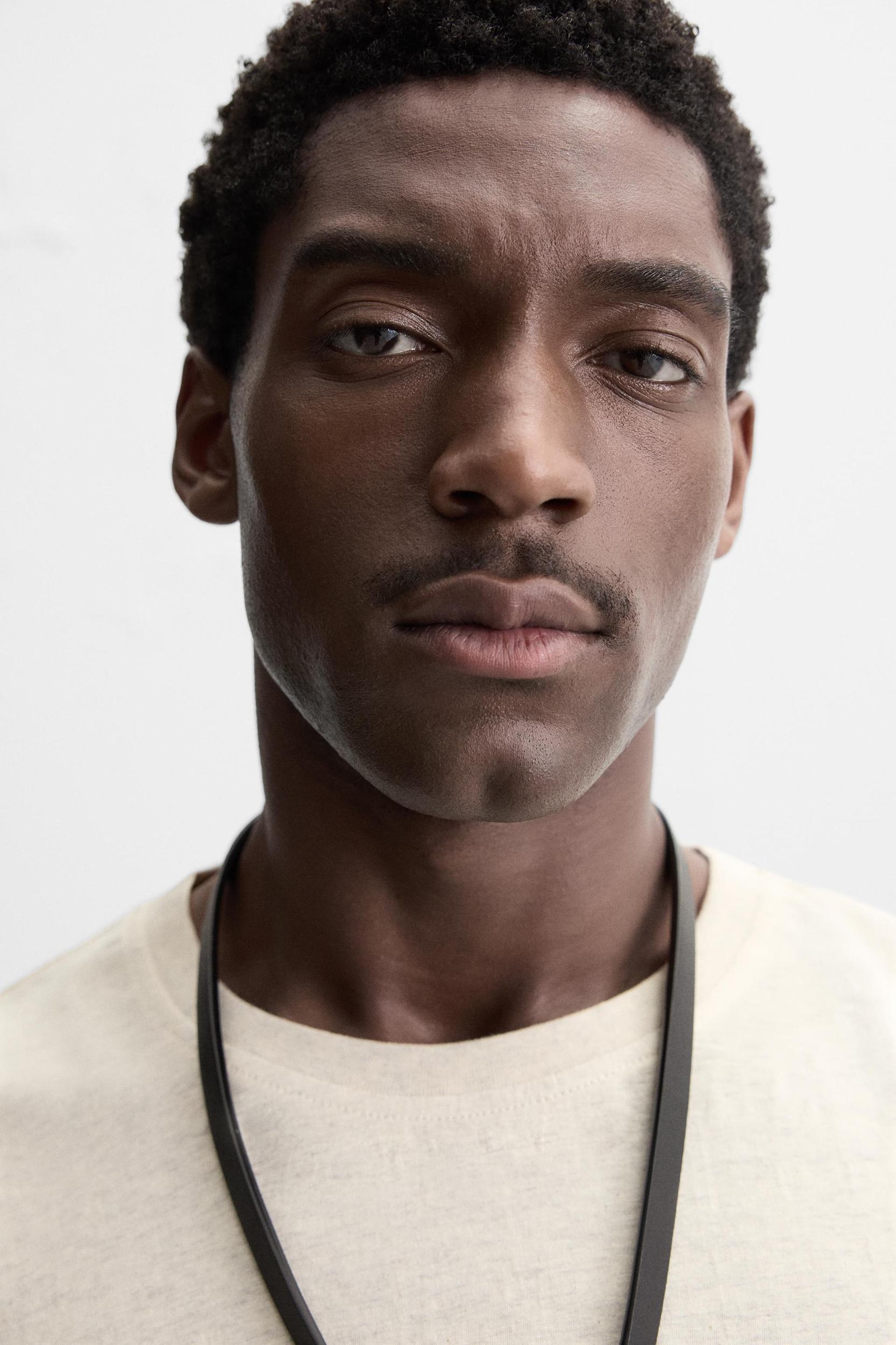 RELAXED FIT T-SHIRT Product Image