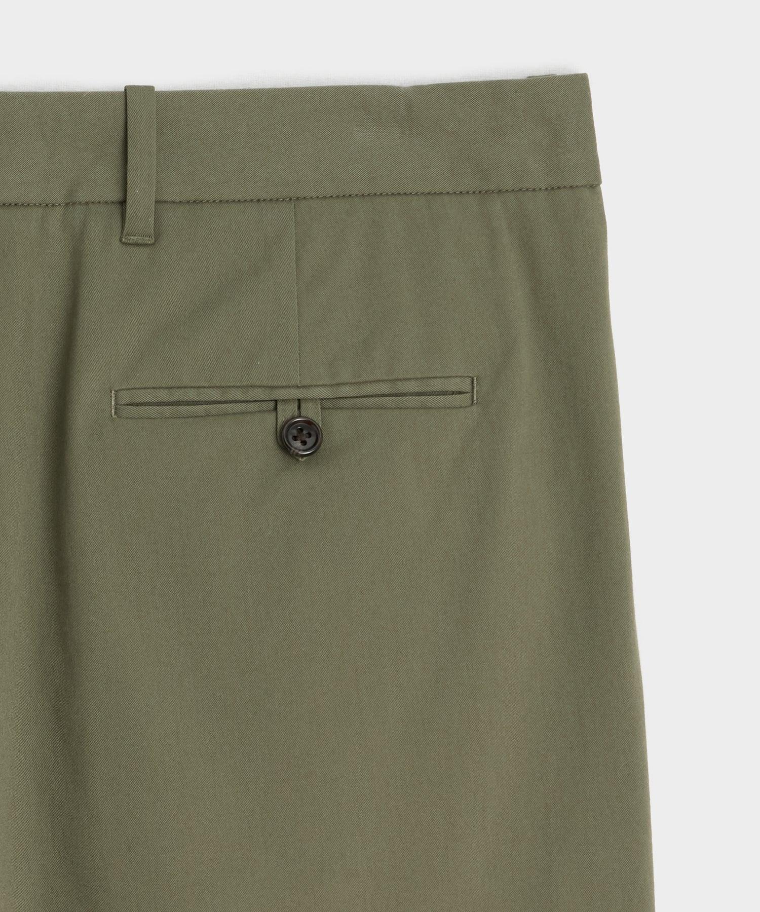 7" Pleated Tab Short Product Image