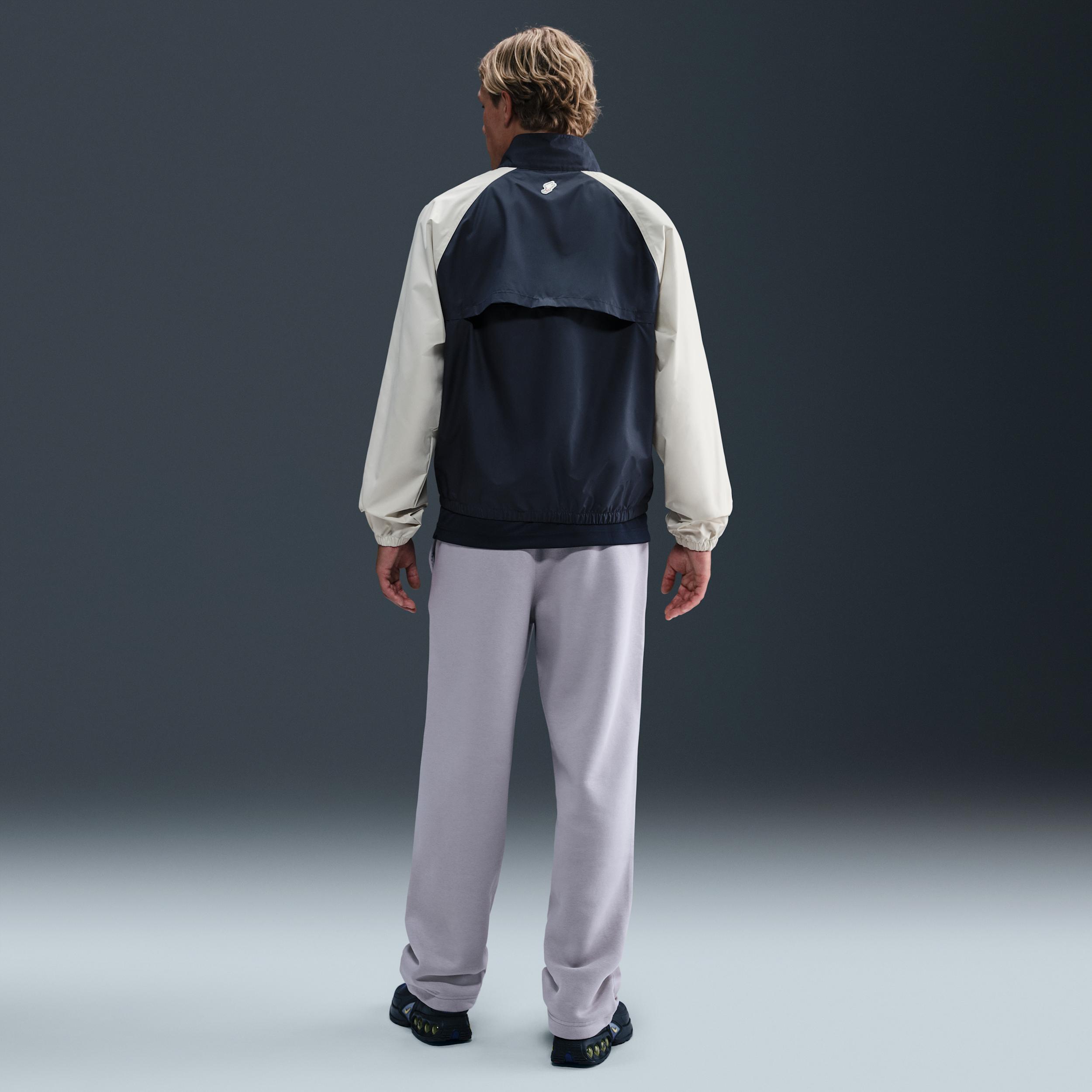 Nike Men's Club Woven Jacket Product Image