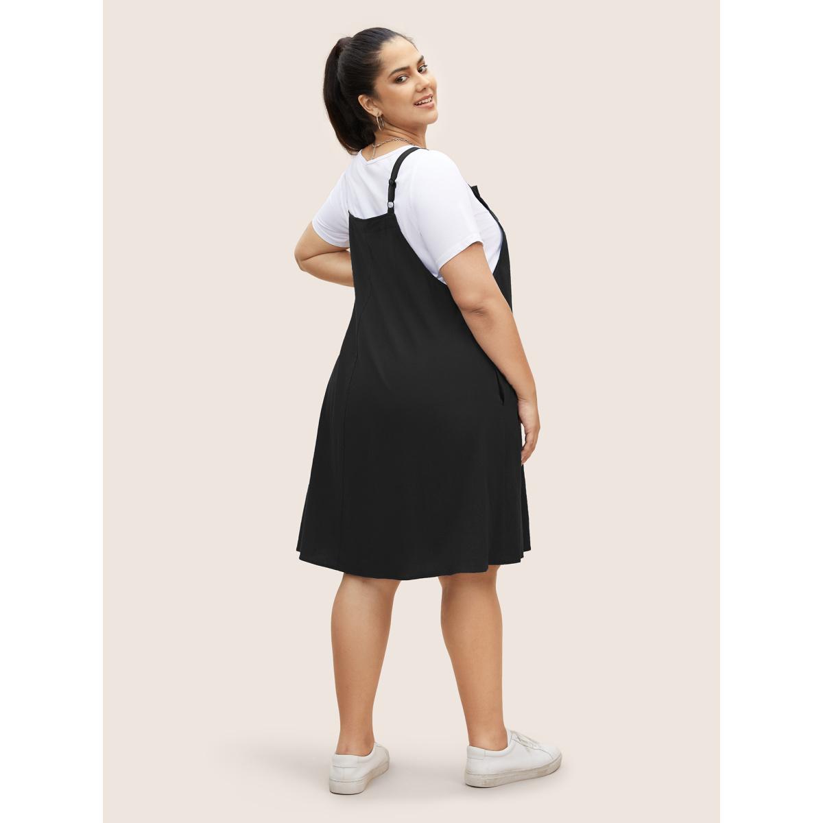 Plus Size Plain Pleated Pocket Sleeveless Dress Black Women Casual Non Sleeveless Curvy BloomChic 14-16/1X Product Image