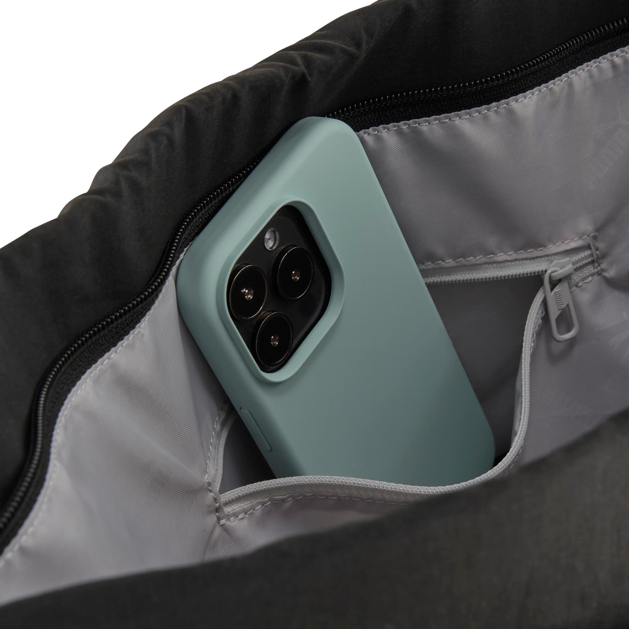 PUMA Dylan Exhibit Hockey-Inspired Men's Basketball Sweater Product Image