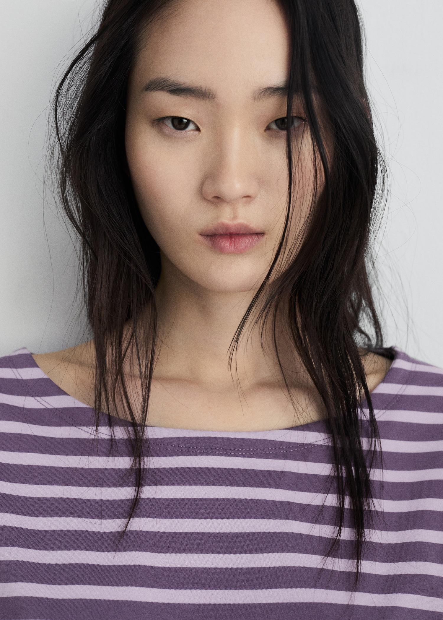 Woven cotton striped t-shirt - Women | MANGO USA Product Image