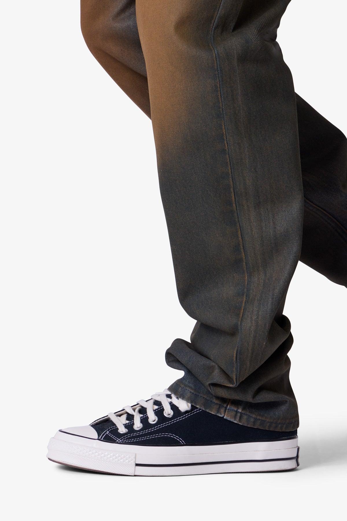 D732 Rust Wash Denim - Black/Brown Product Image