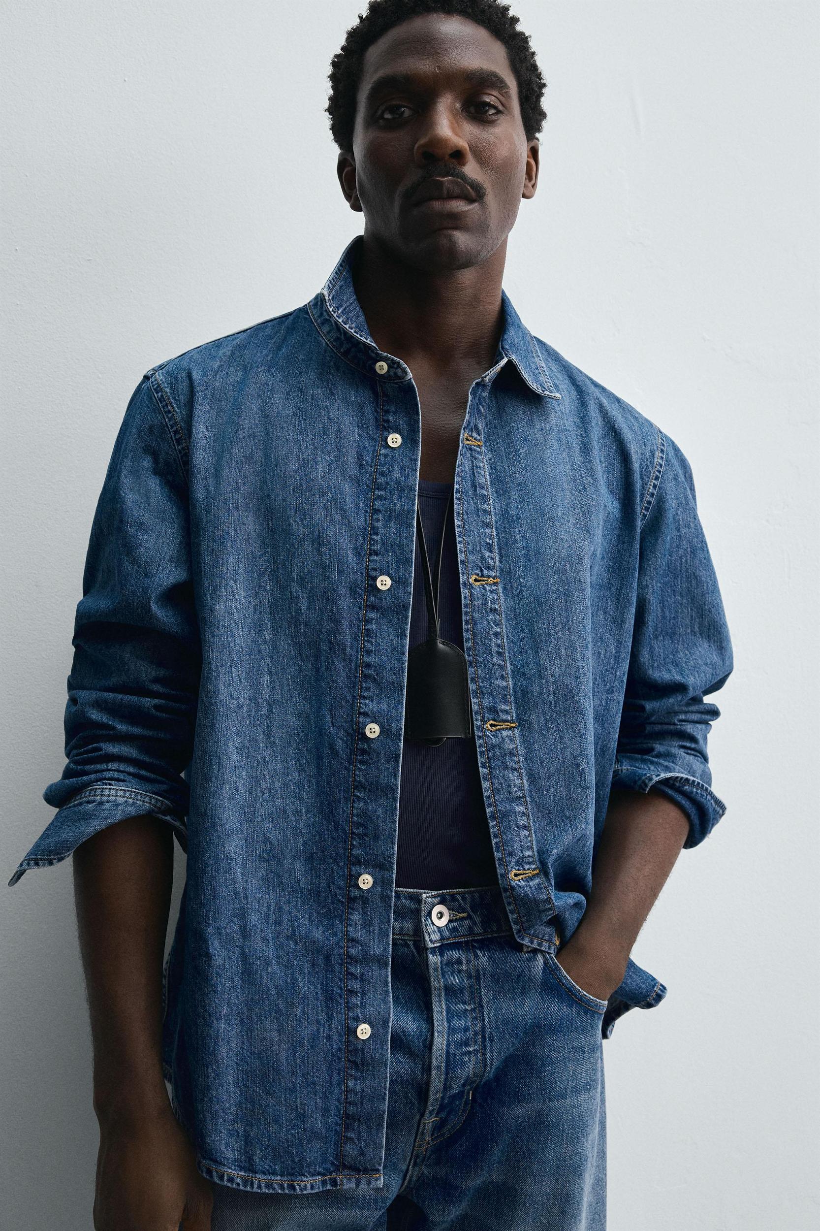 LEATHER PENDANT KEYCHAIN LIMITED EDITION Product Image