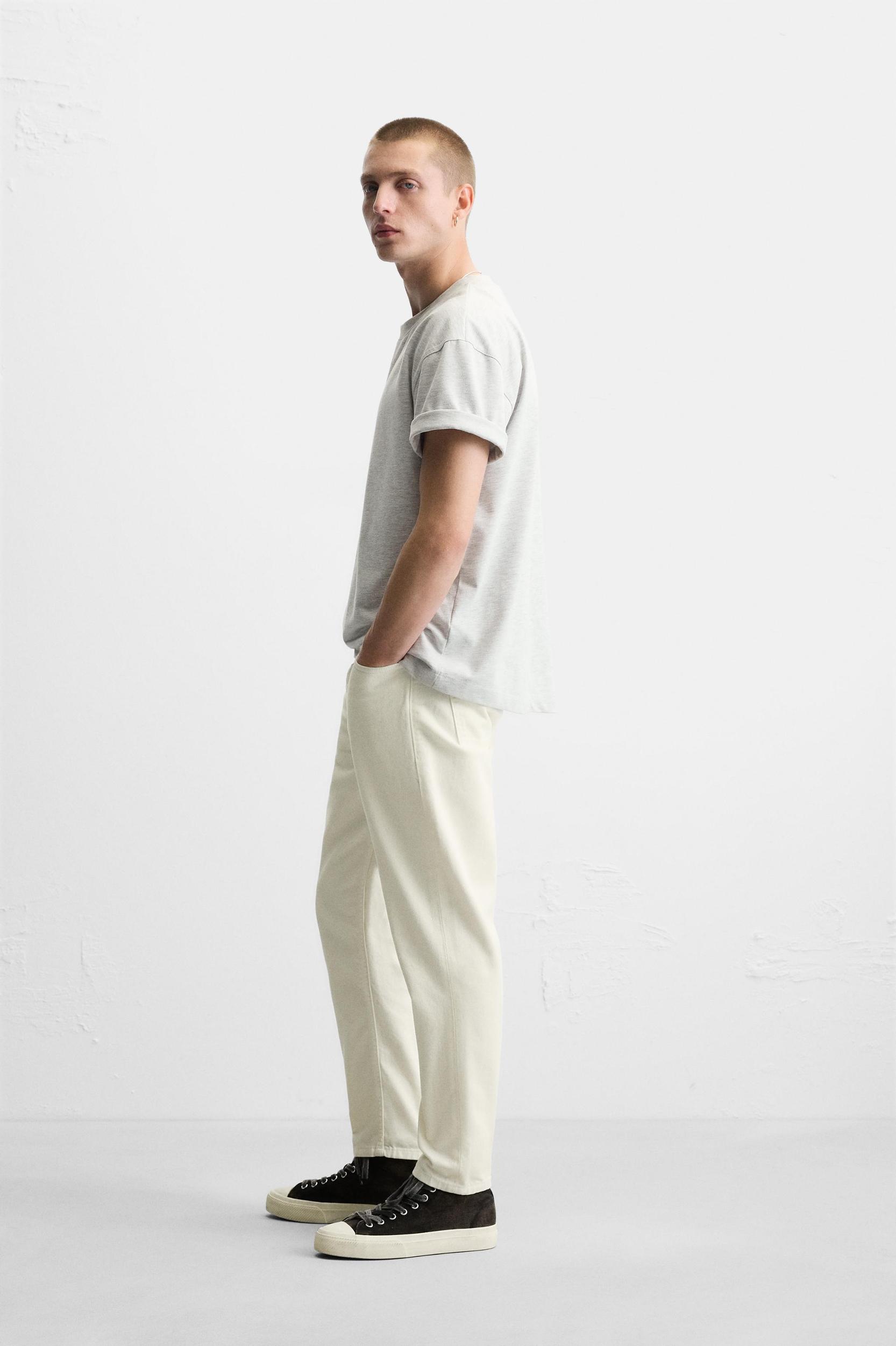 SLIM CROPPED FIT JEANS Product Image