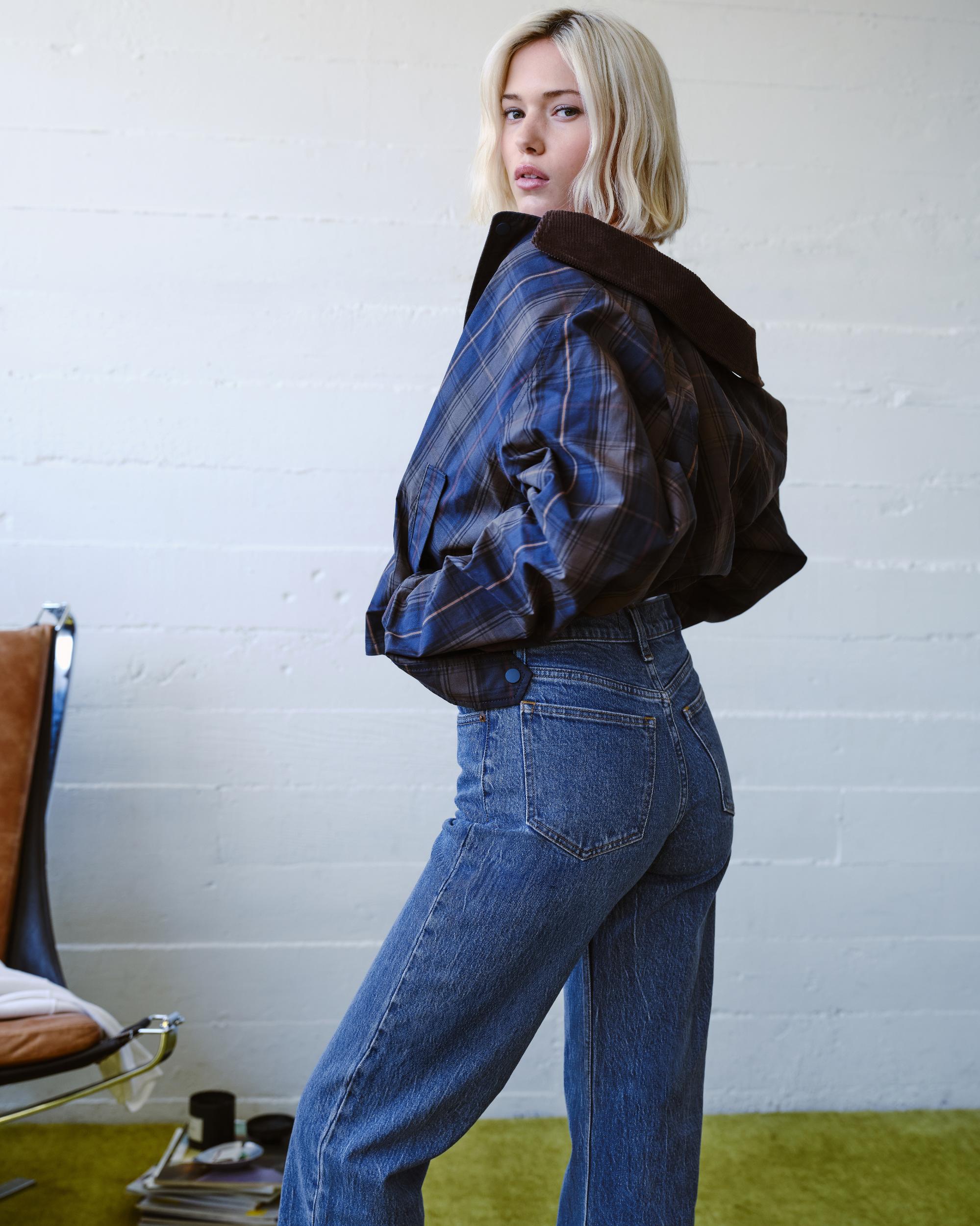 High Rise 90s Relaxed Jean Product Image