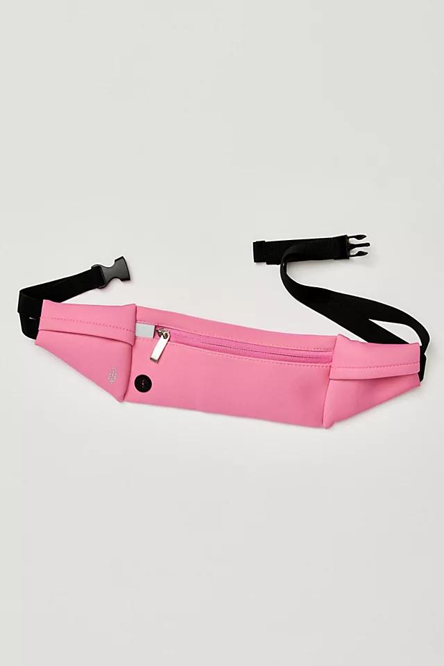 Runner Sling Bag Product Image