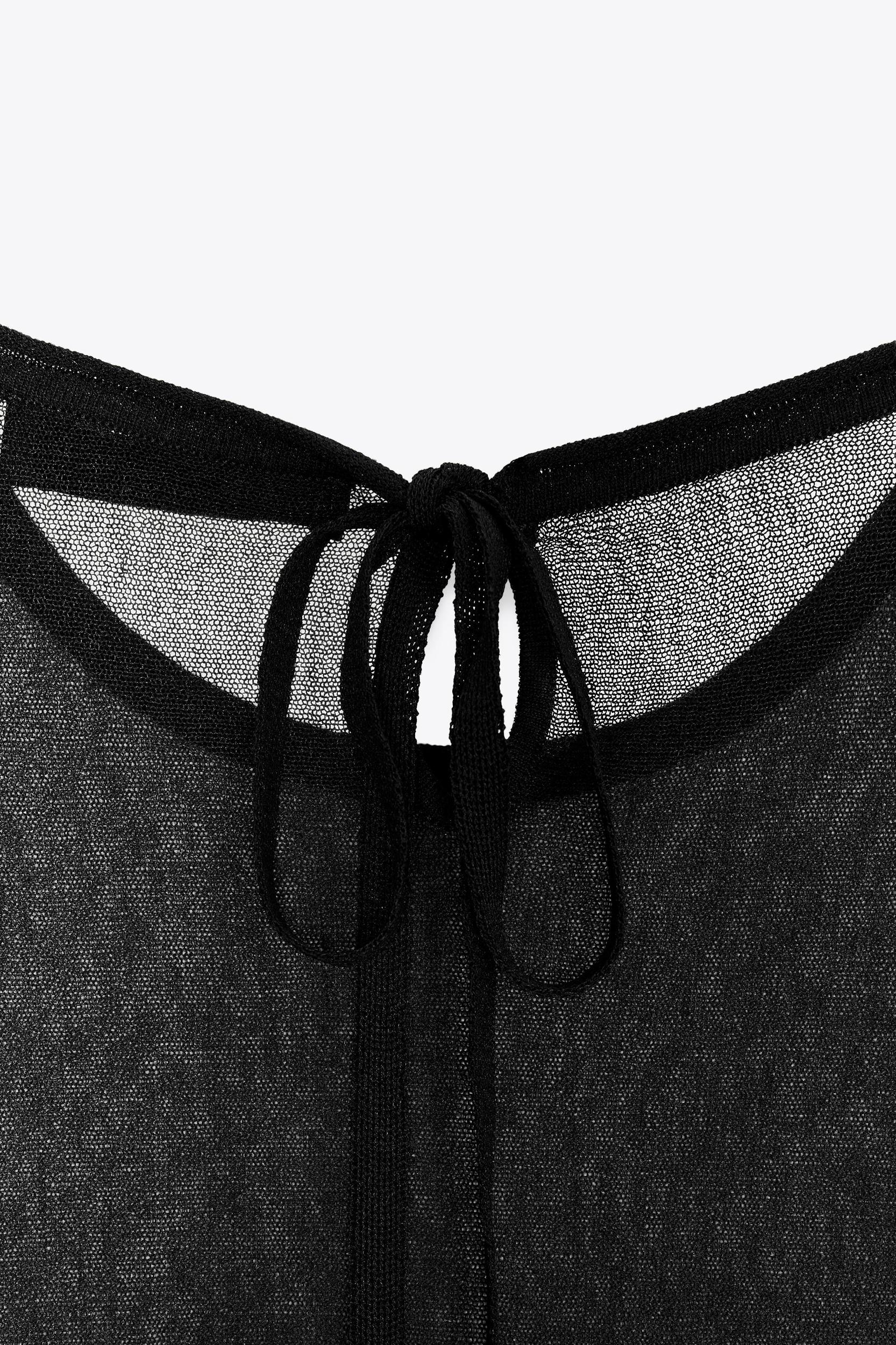 EMBROIDERED FINE KNIT LONG BLOUSE Product Image