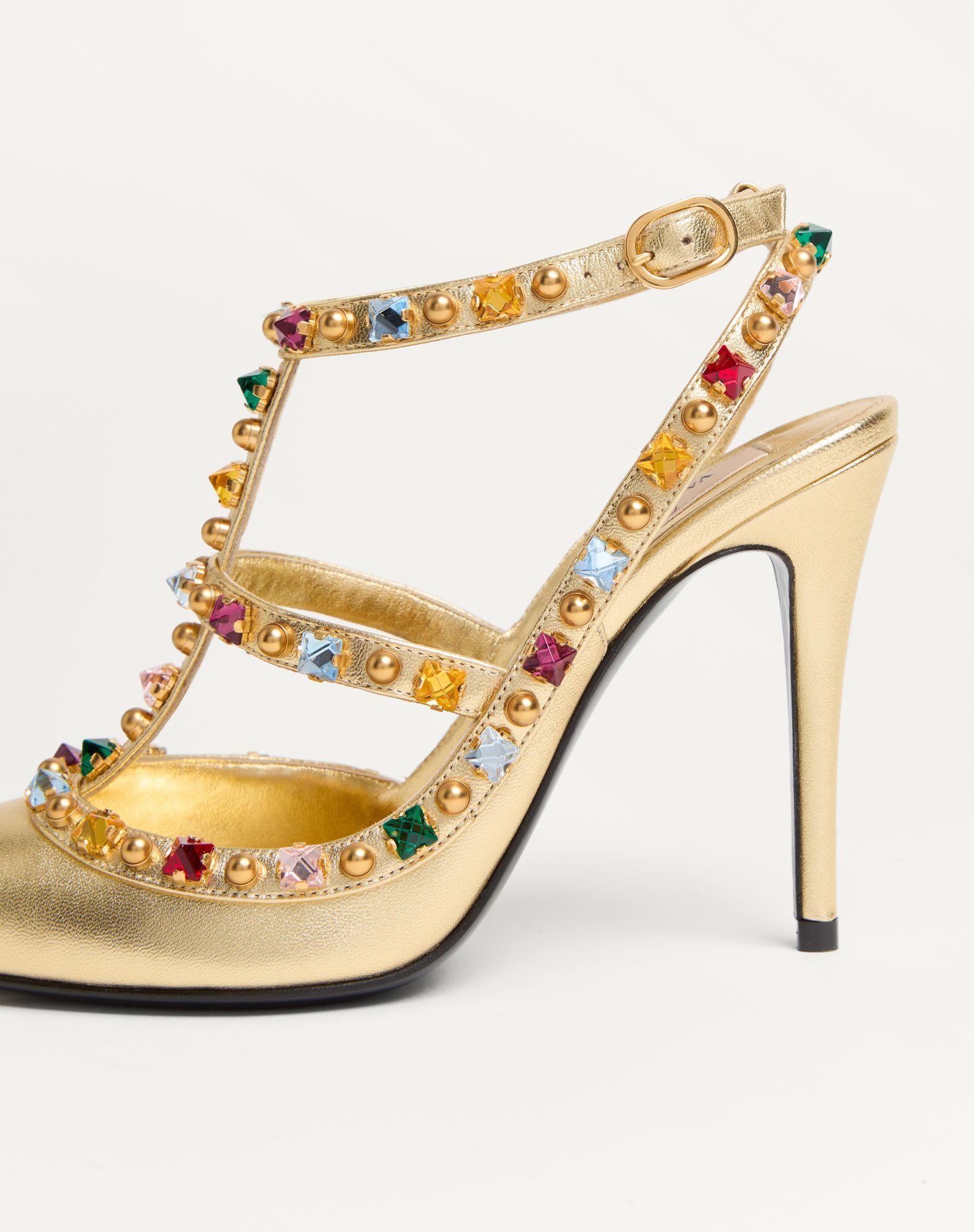 Rockstud Décolleté In Laminated Nappa With Cabochon And Crystals 100Mm Product Image