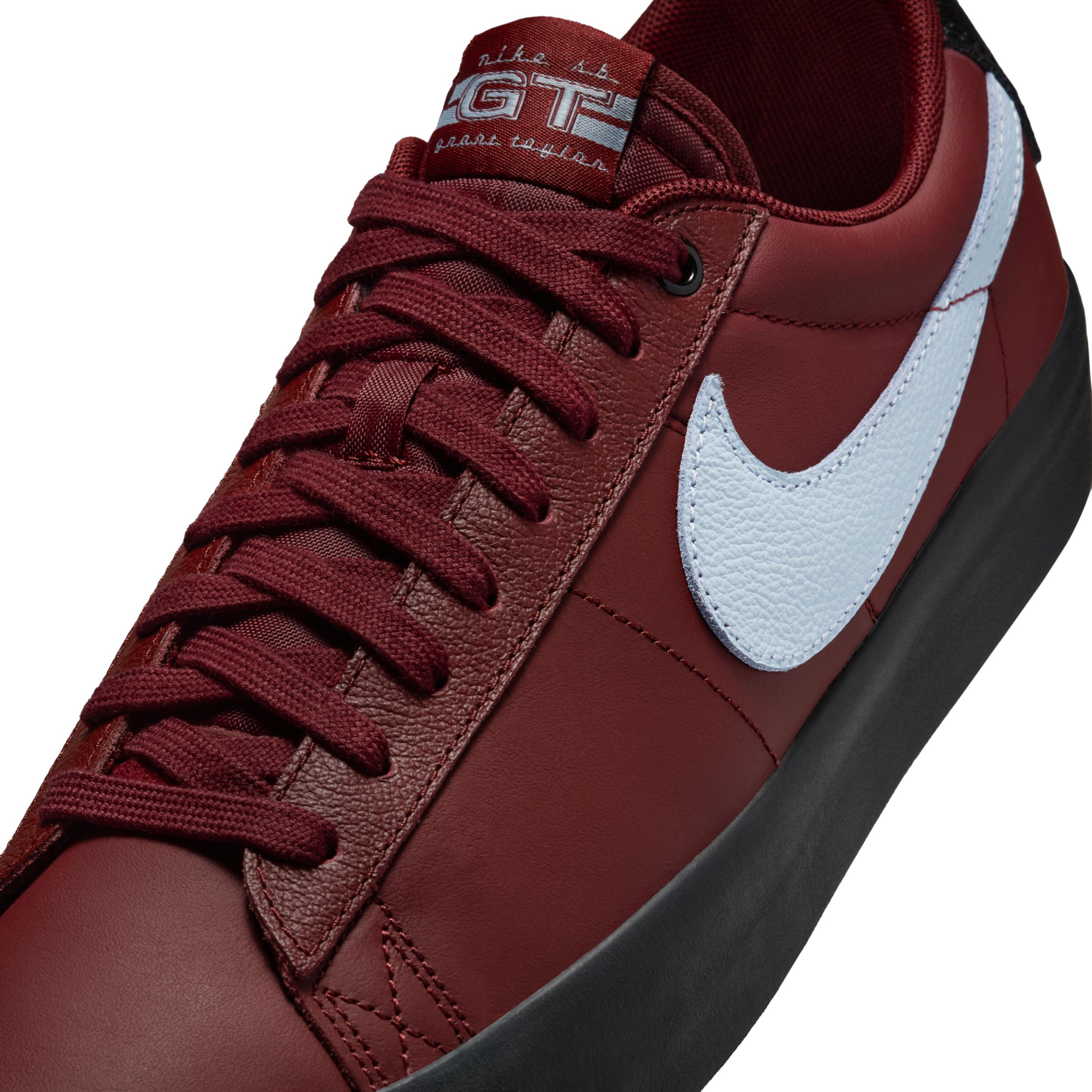 Men's Nike SB Blazer Low Pro GT Shoes Product Image