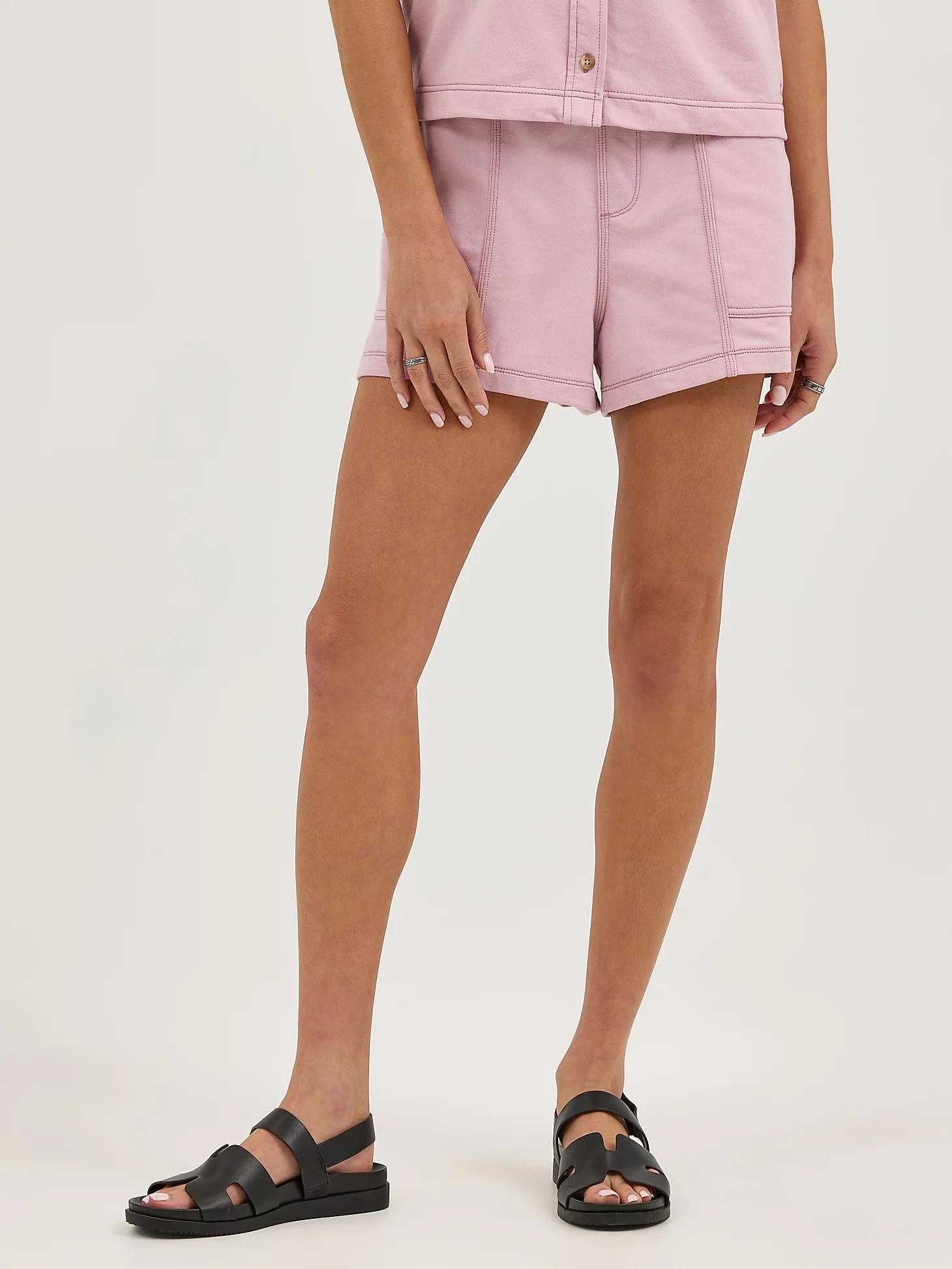 Women's Loose Utility Pull On Short | Women's Shorts | Lee® Product Image