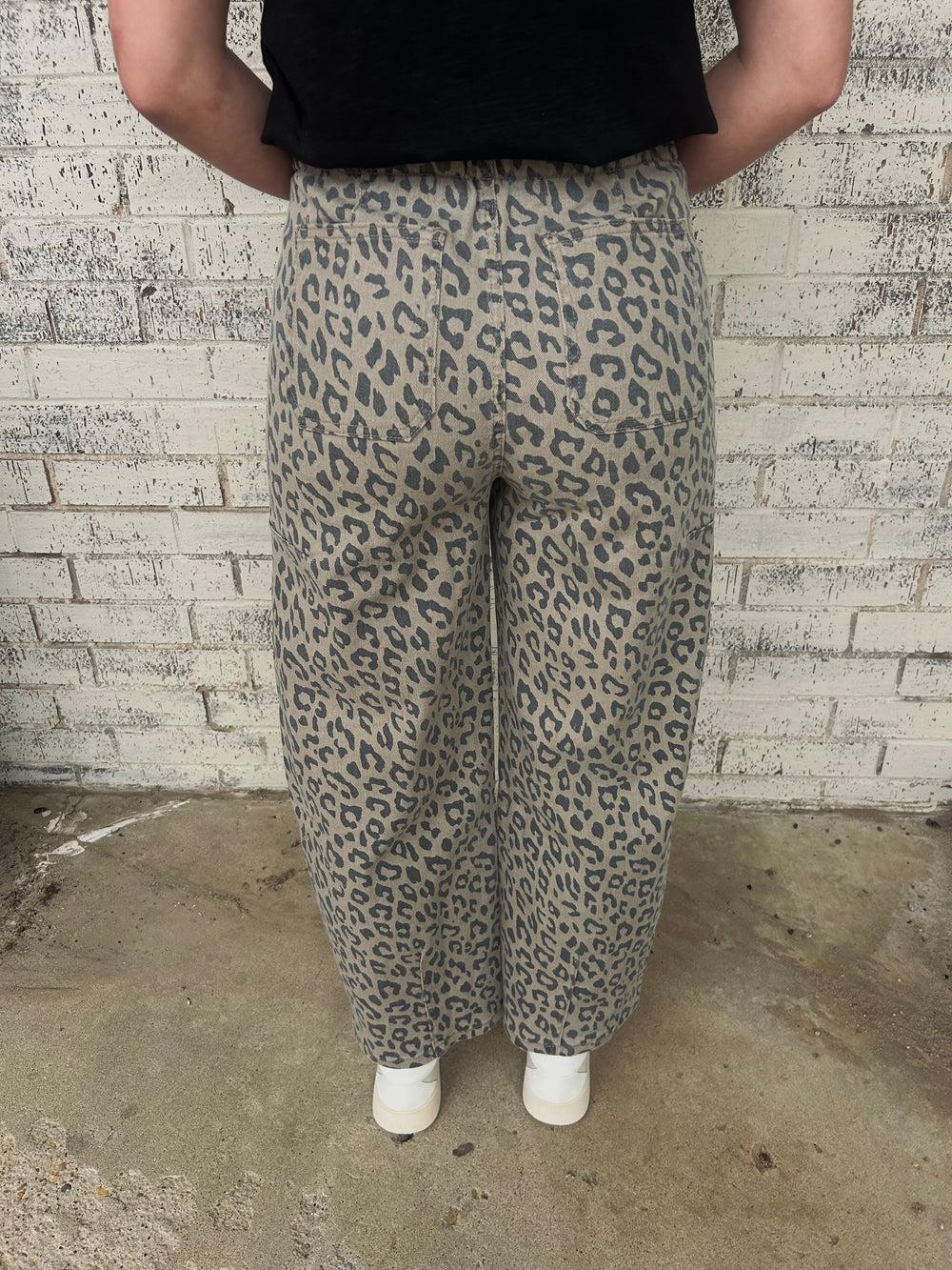 Leopard Print Wide Leg Cargo Jeans Product Image