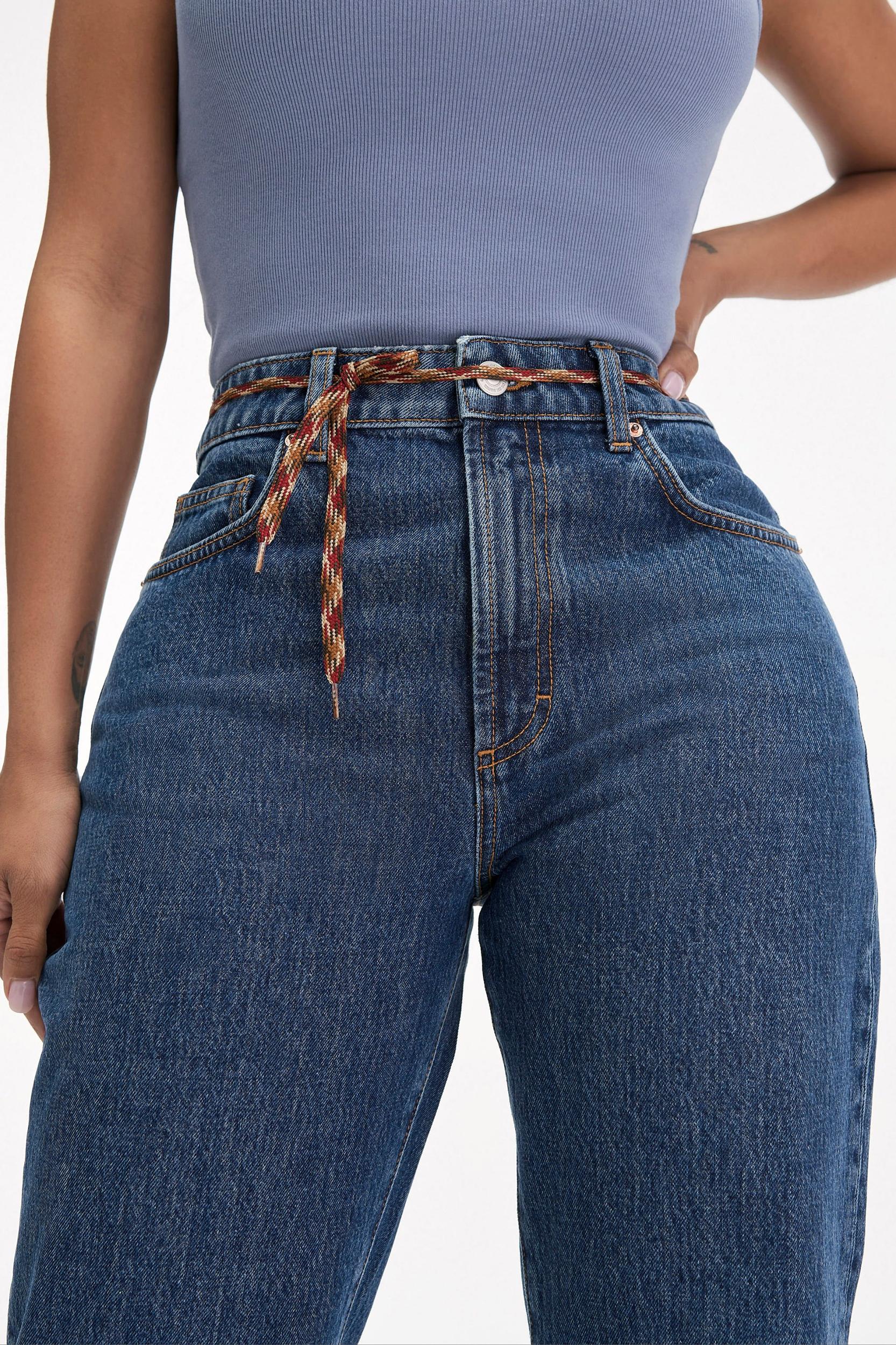 Curvy 91 Straight Jean Product Image