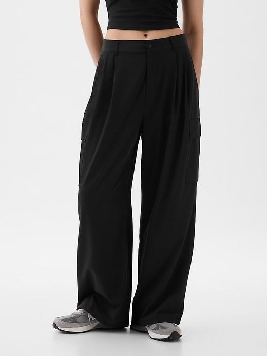 GapFit High Rise Runaround Cargo Joggers Product Image