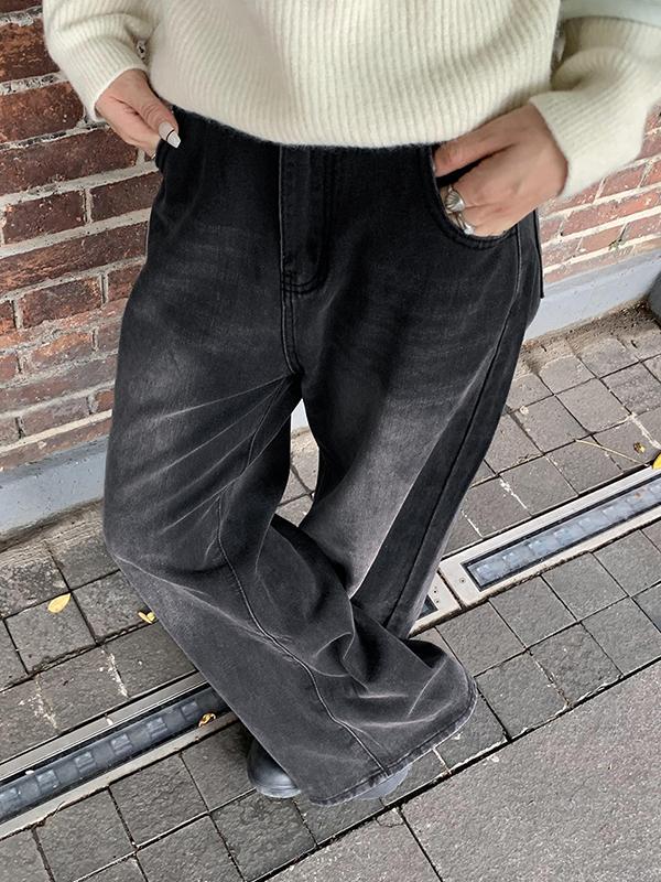 Vintage Black Wash Distressed Boyfriend Jeans Product Image